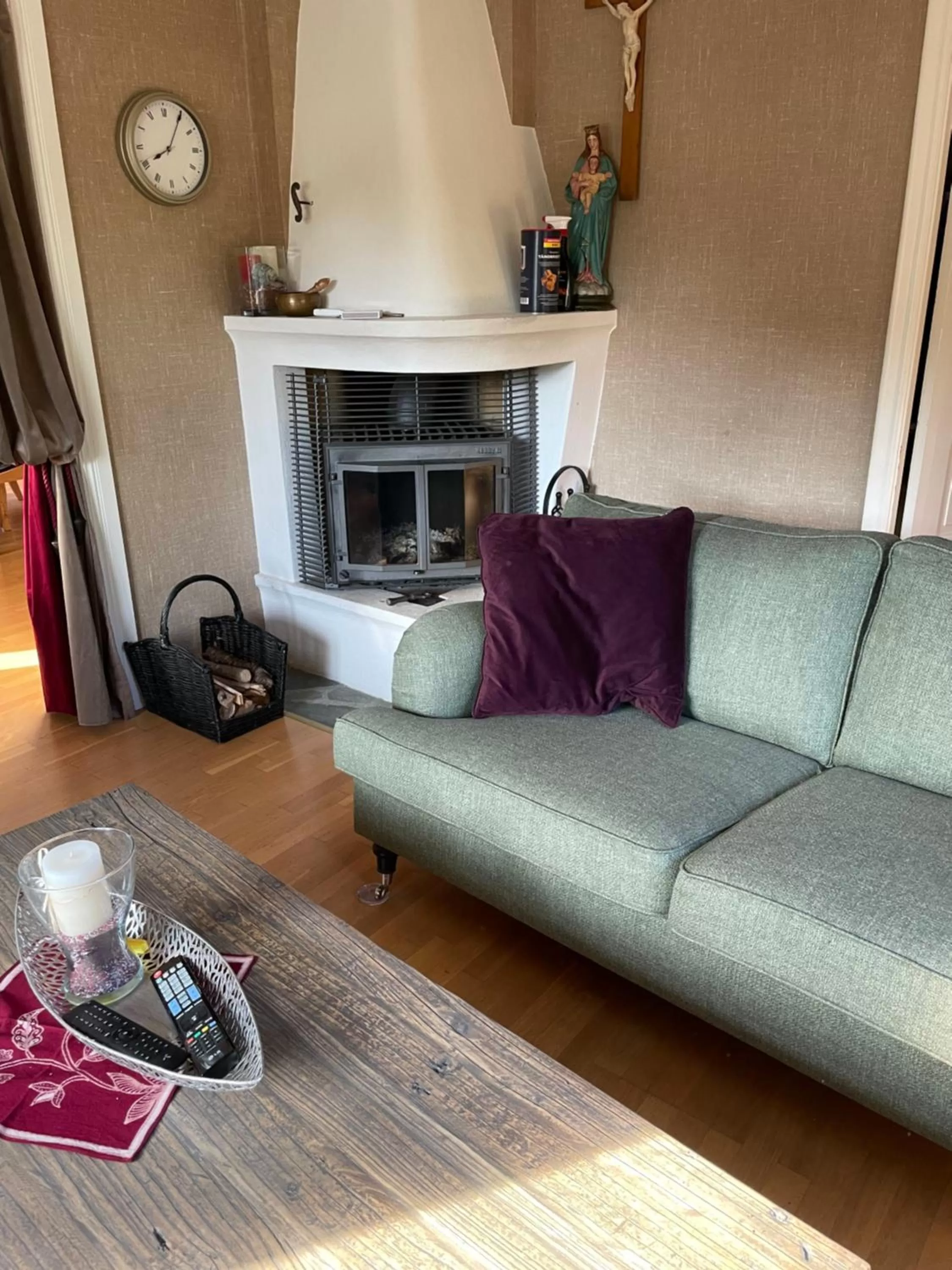 Living room, Seating Area in Yaberg Affären