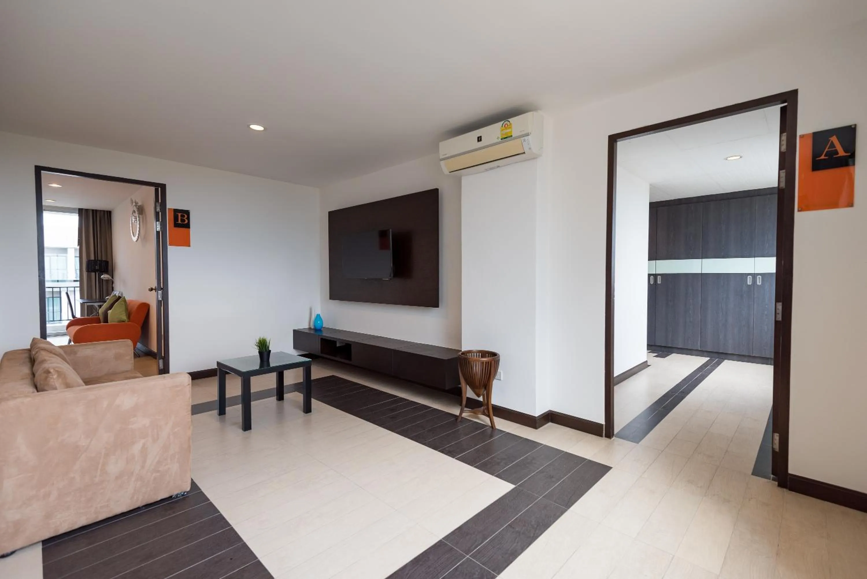 Living room in Hotel J Pattaya