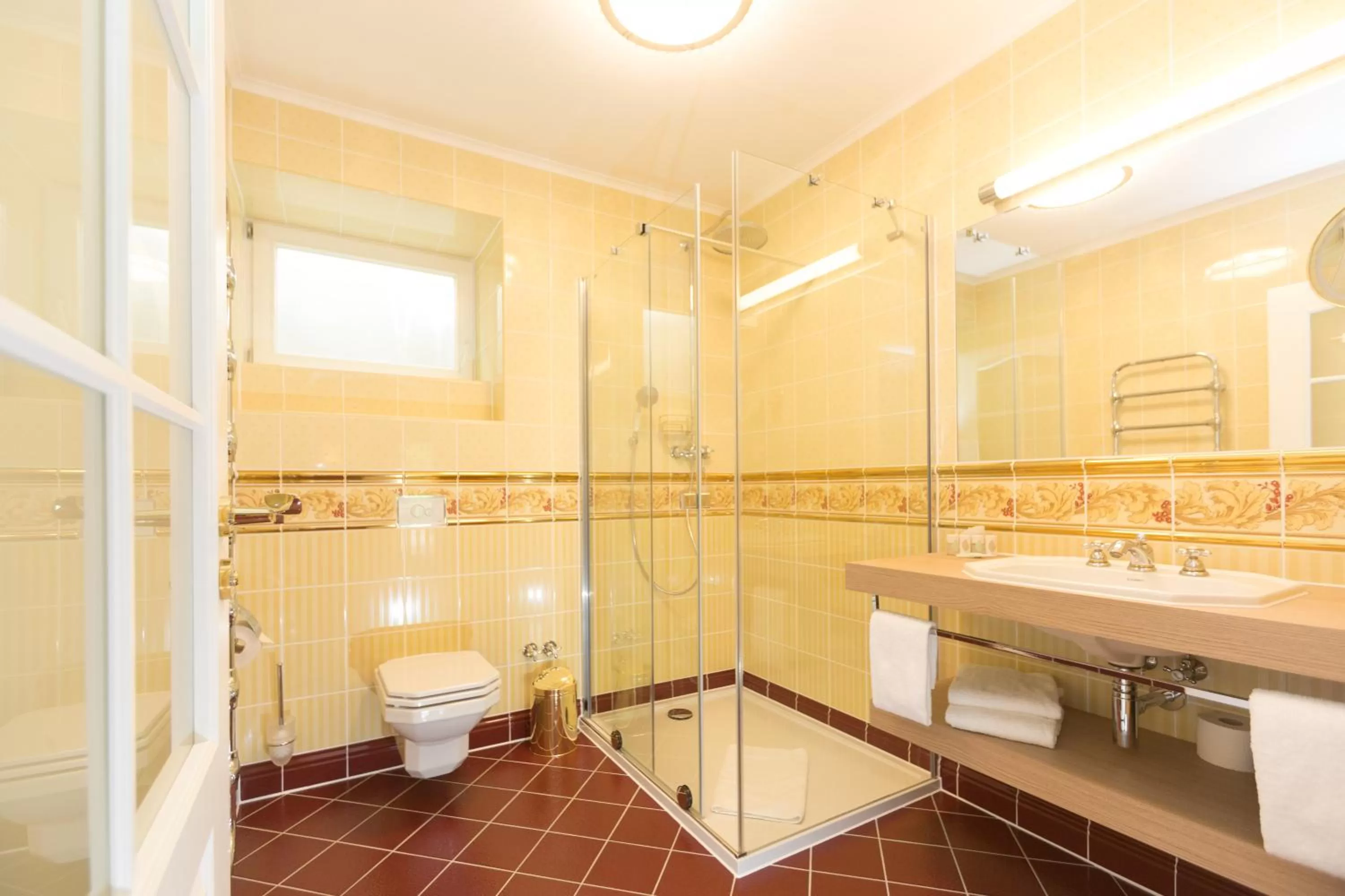 Bathroom in Hotel Erbprinzenpalais