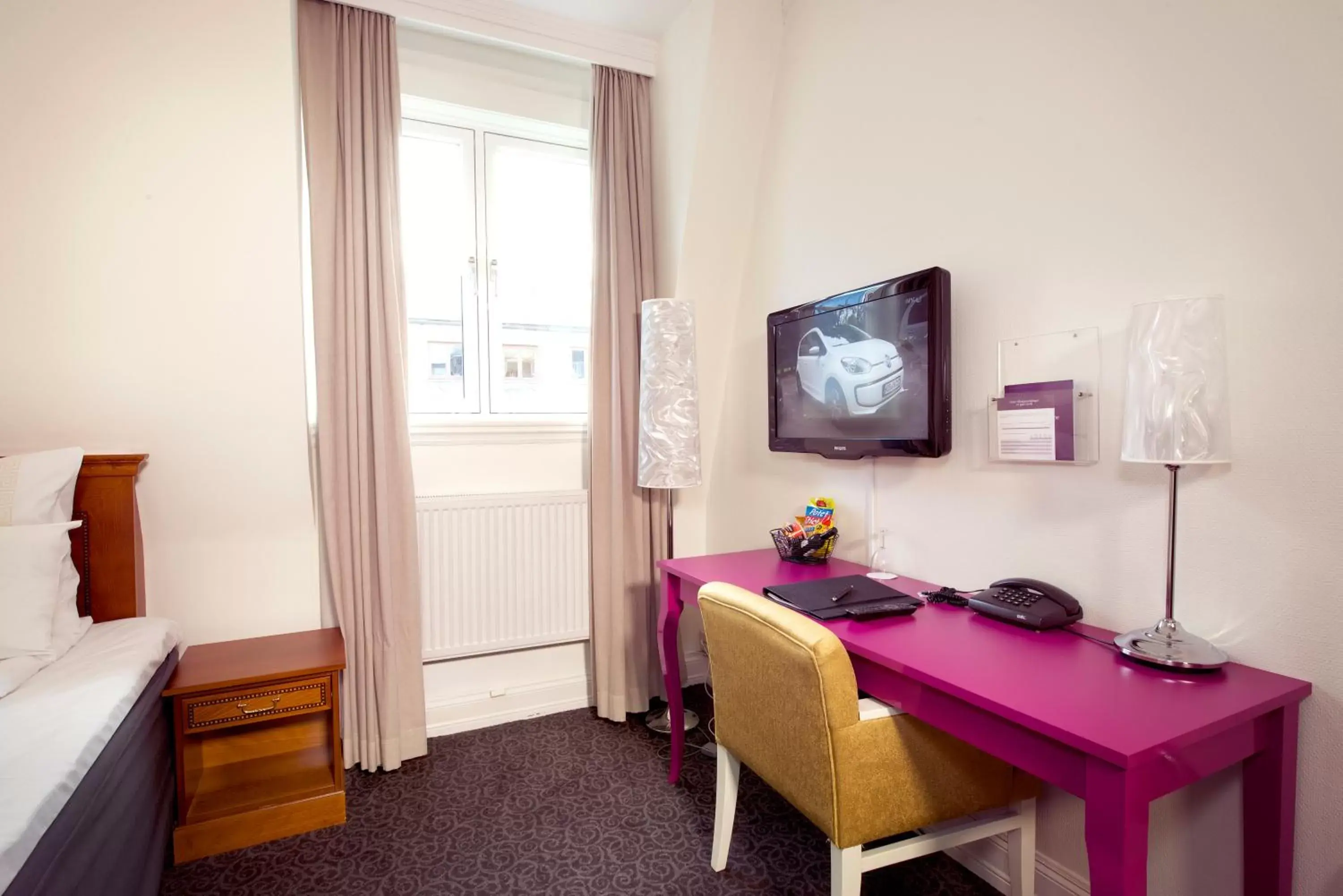 Standard Single Room with Evening Meal in Home Hotel Savoy Standard Single Room with Evening Meal in Home Hotel Savoy