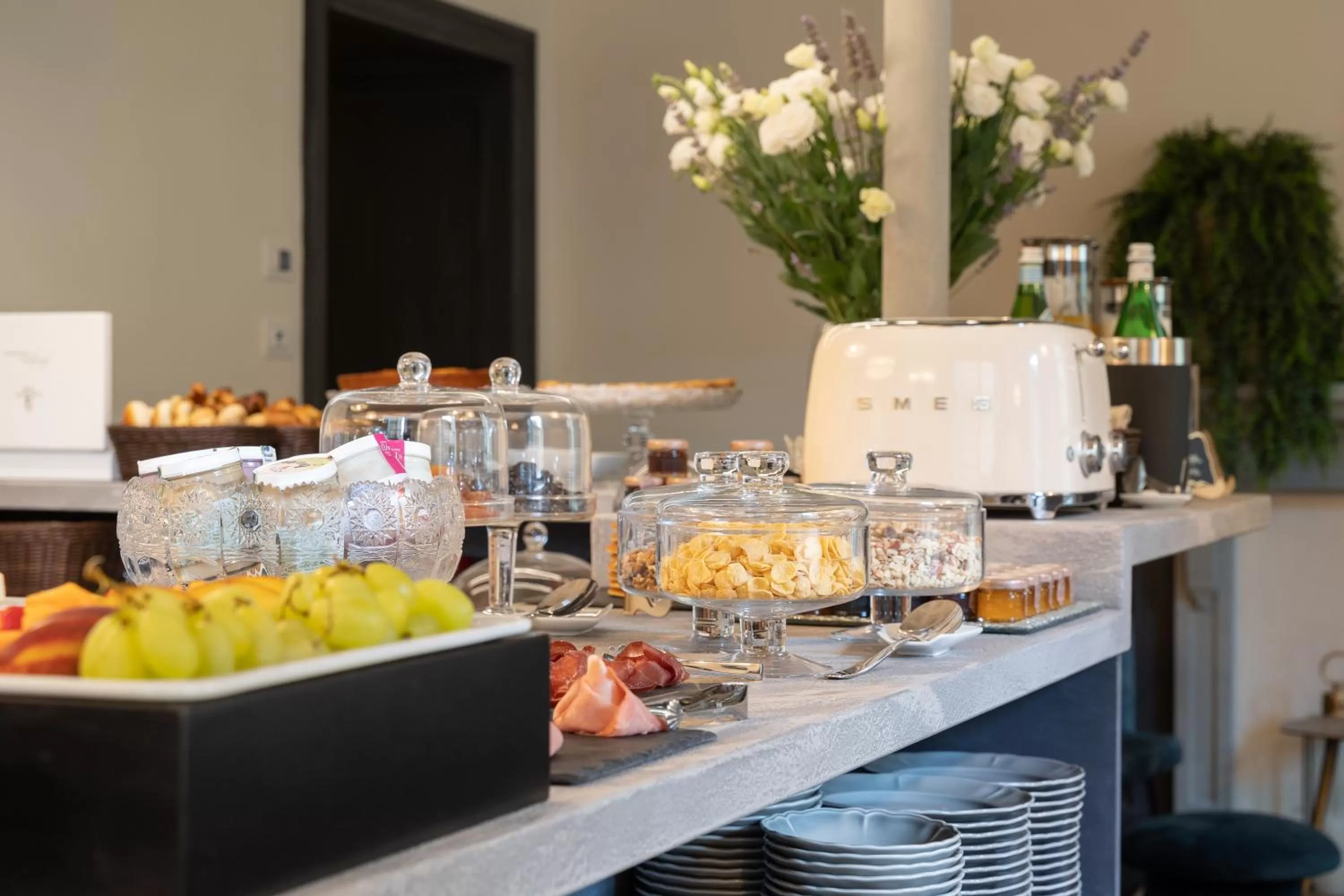 Lounge or bar in Corte Calzaiuoli Elegant Suites