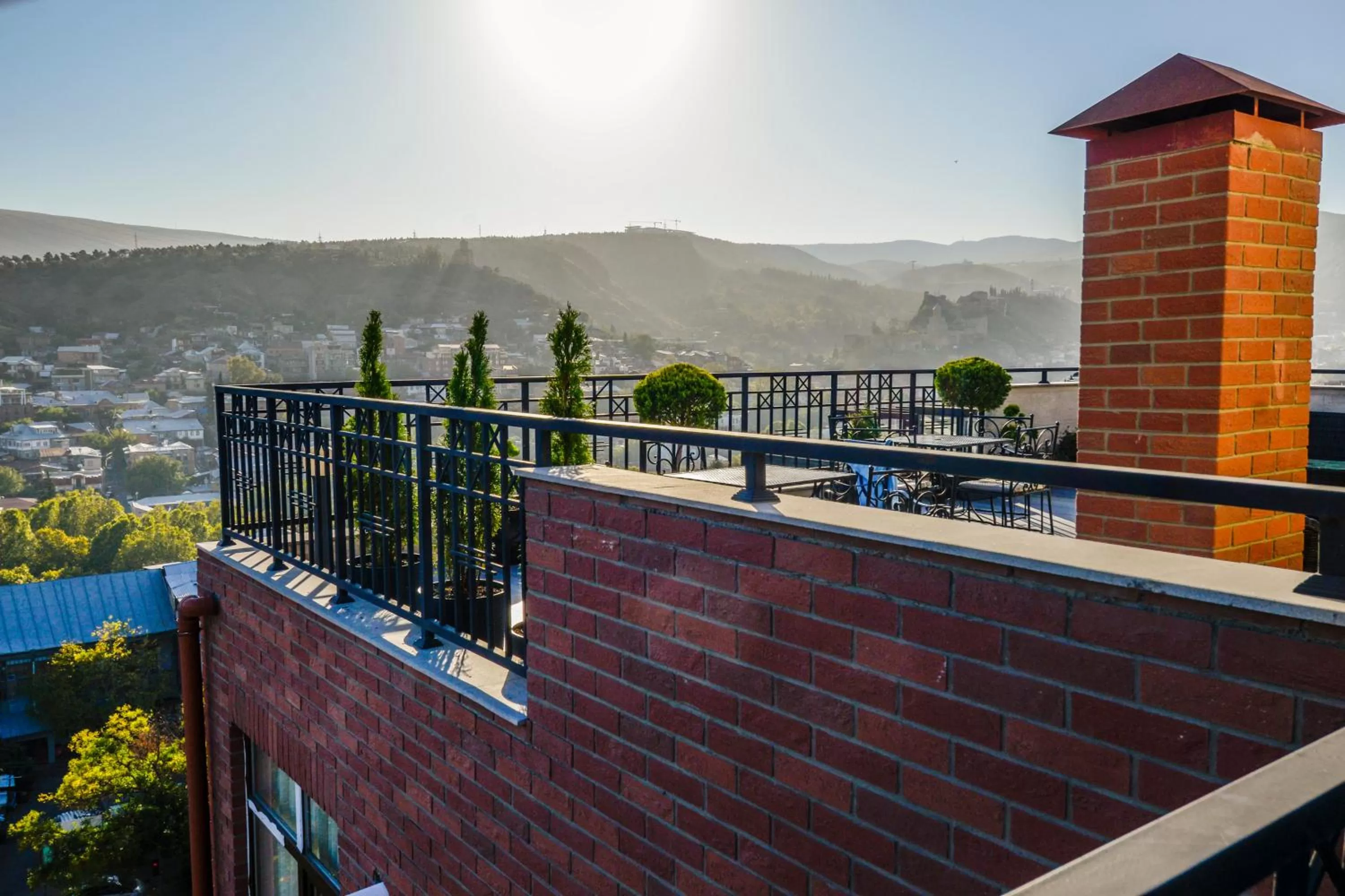 Balcony/Terrace, Mountain View in Hotel Avlabari Terrace