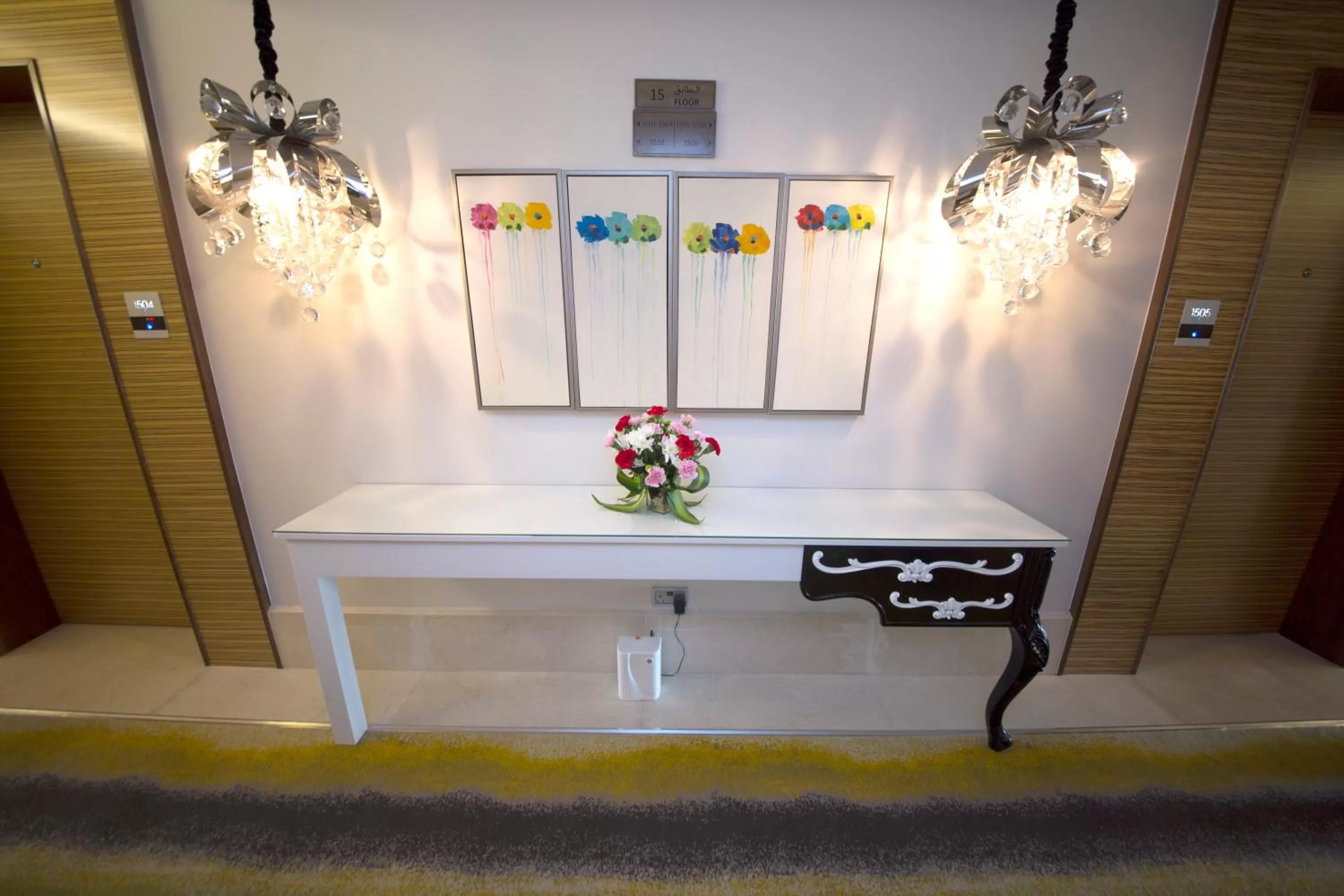 Decorative detail in Best Western Plus Pearl Creek