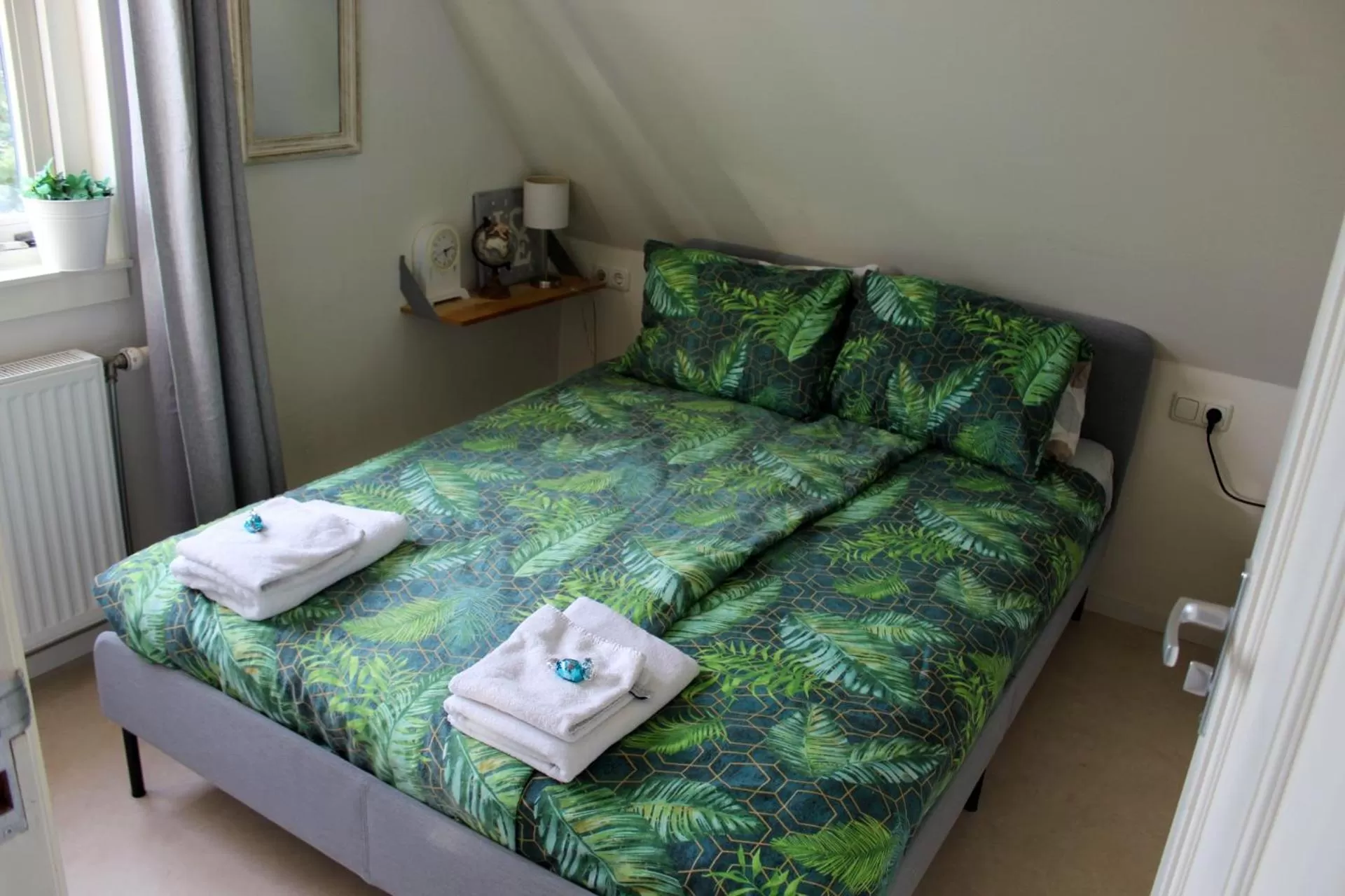 Double Room with Private Bathroom in B&B de Zandtaart