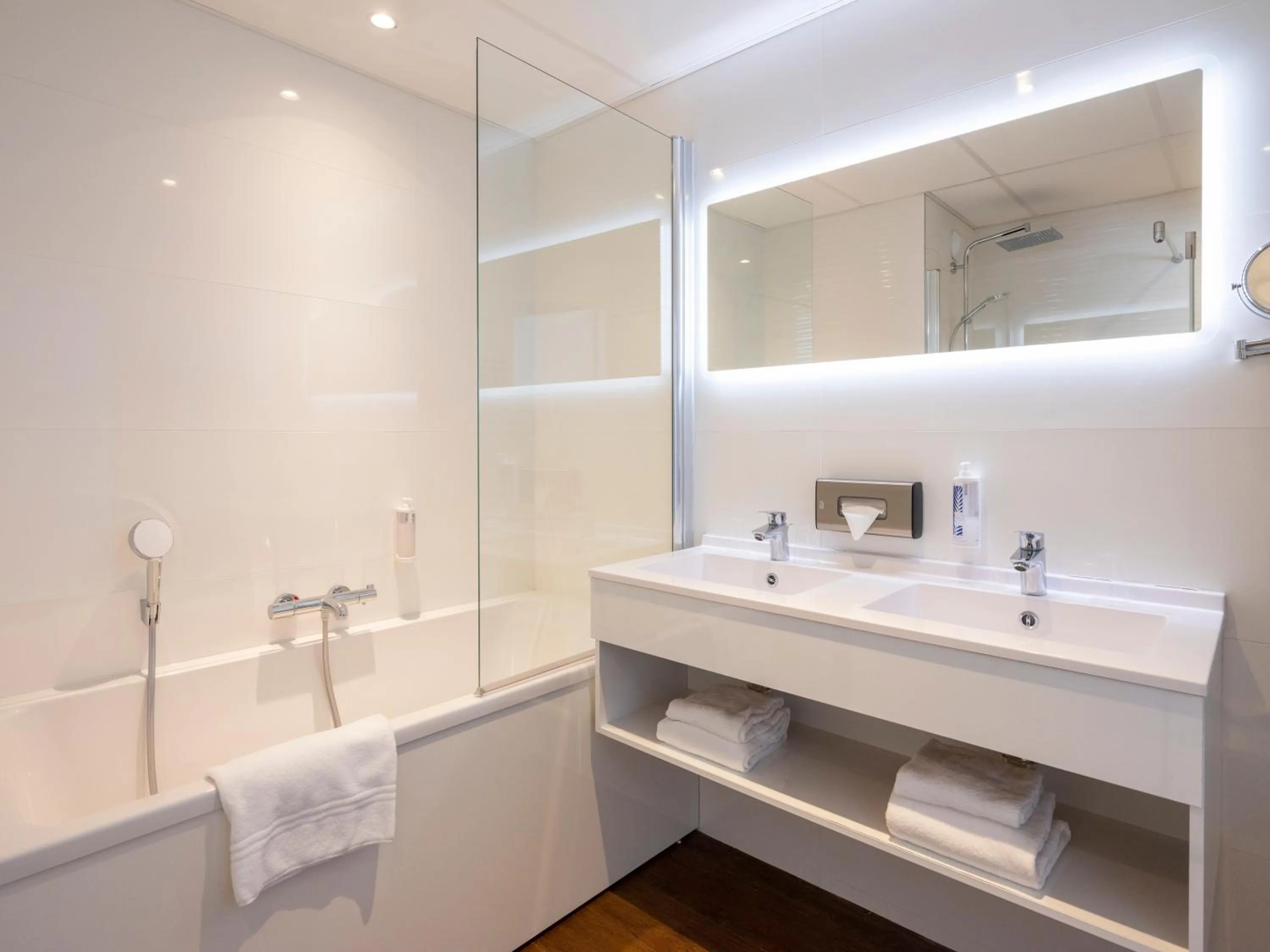 Bathroom in Westotel Le Pouliguen