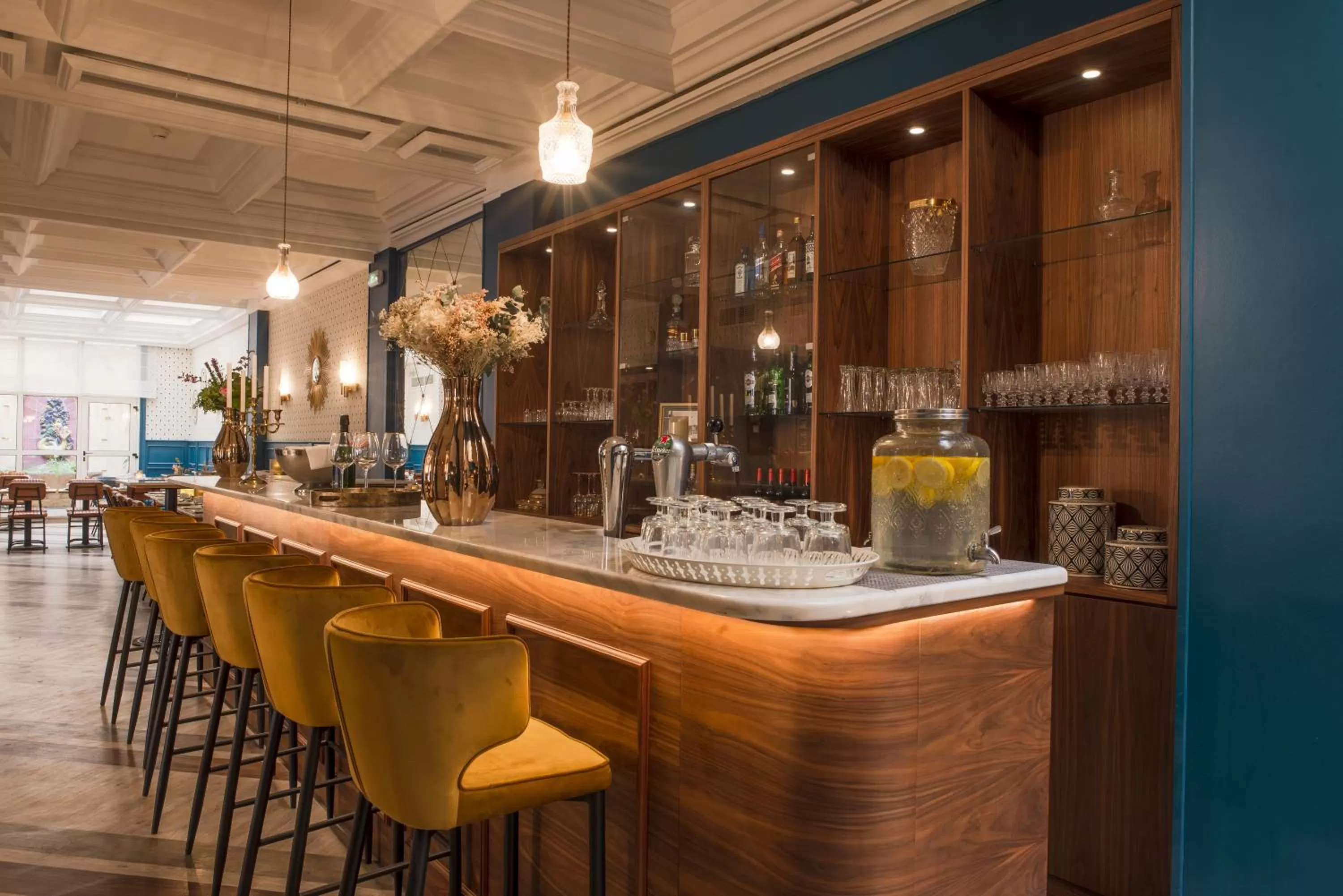 Lounge or bar in Hôtel Le Bristol