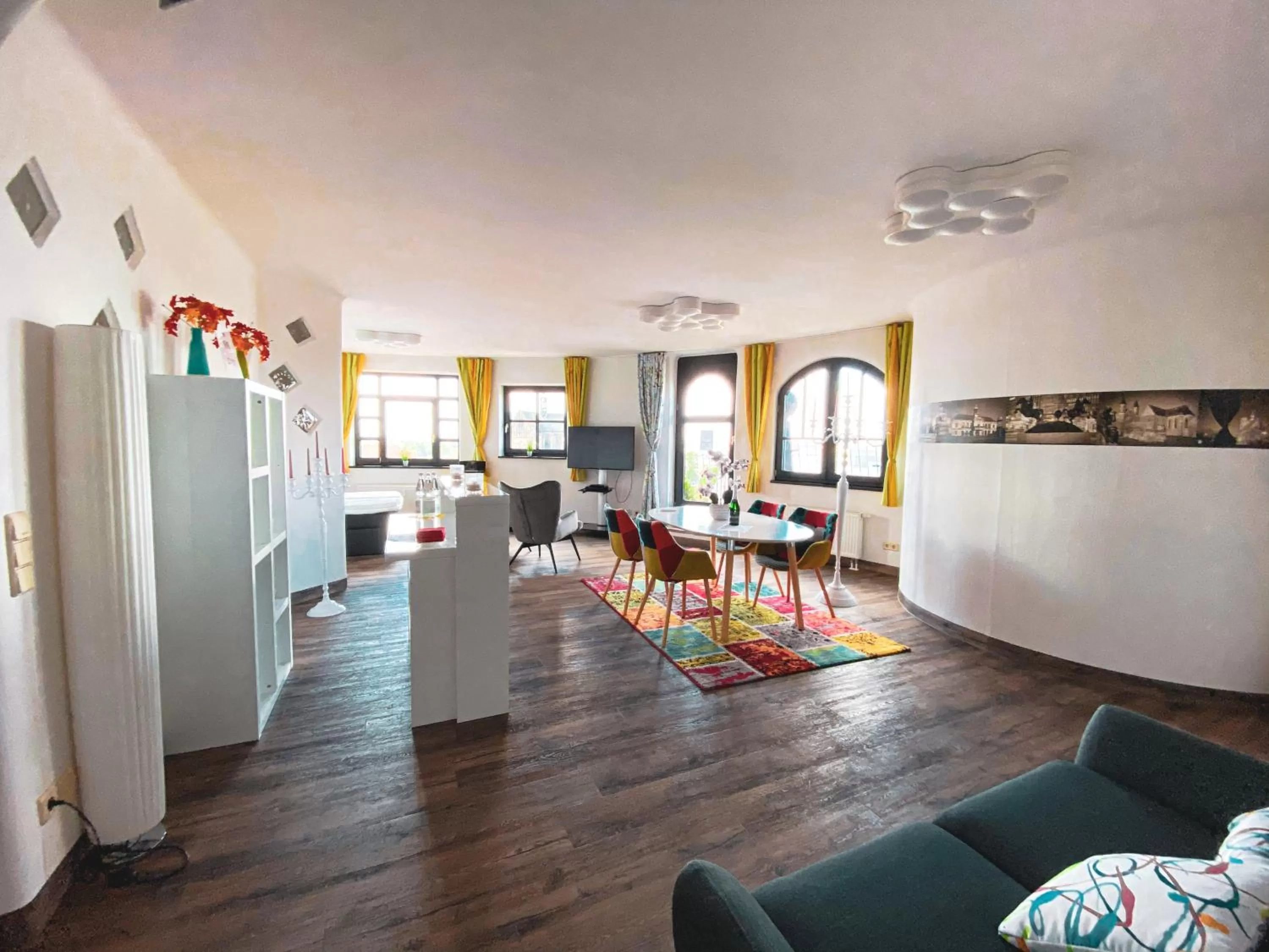 Dining area in apartHOTEL Magdeburg