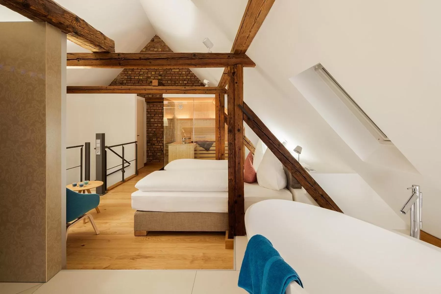 Photo of the whole room, Bed in Goldkind Feine Wohn- & Schlafstuben