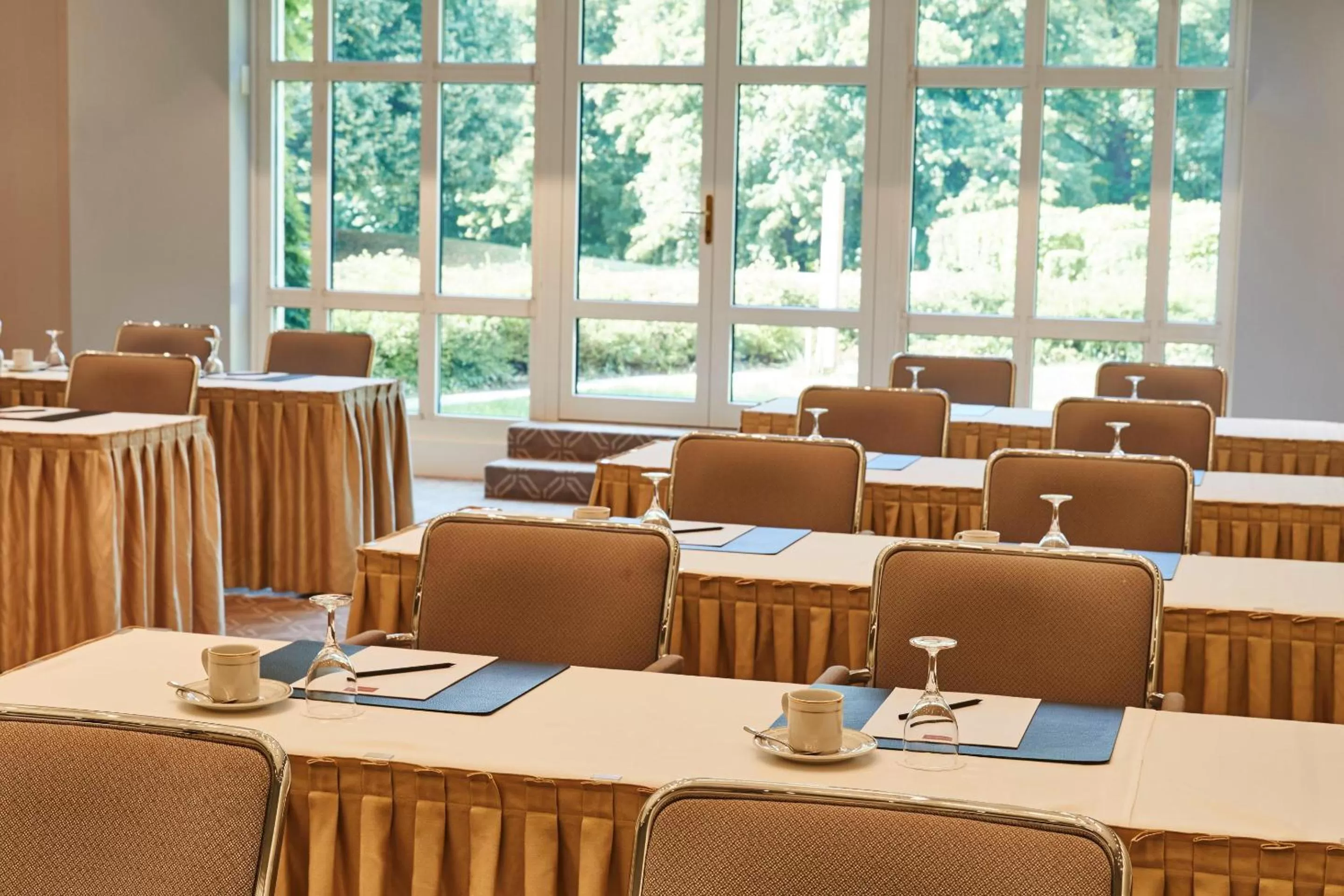 Meeting/conference room in Steigenberger ICON Grandhotel & Spa Petersberg