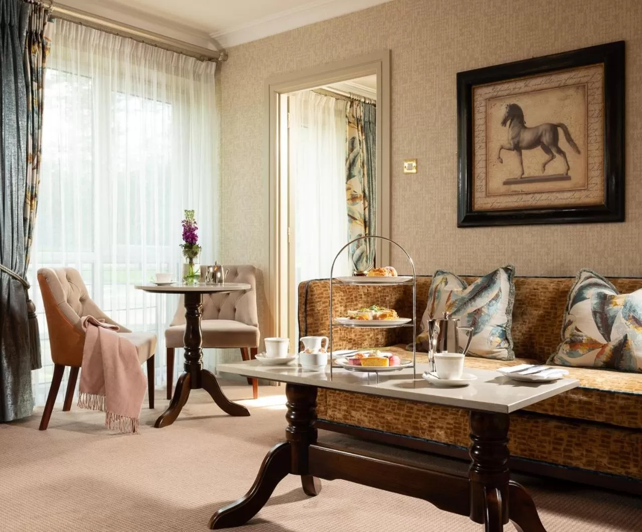 Living room in Faithlegg Hotel