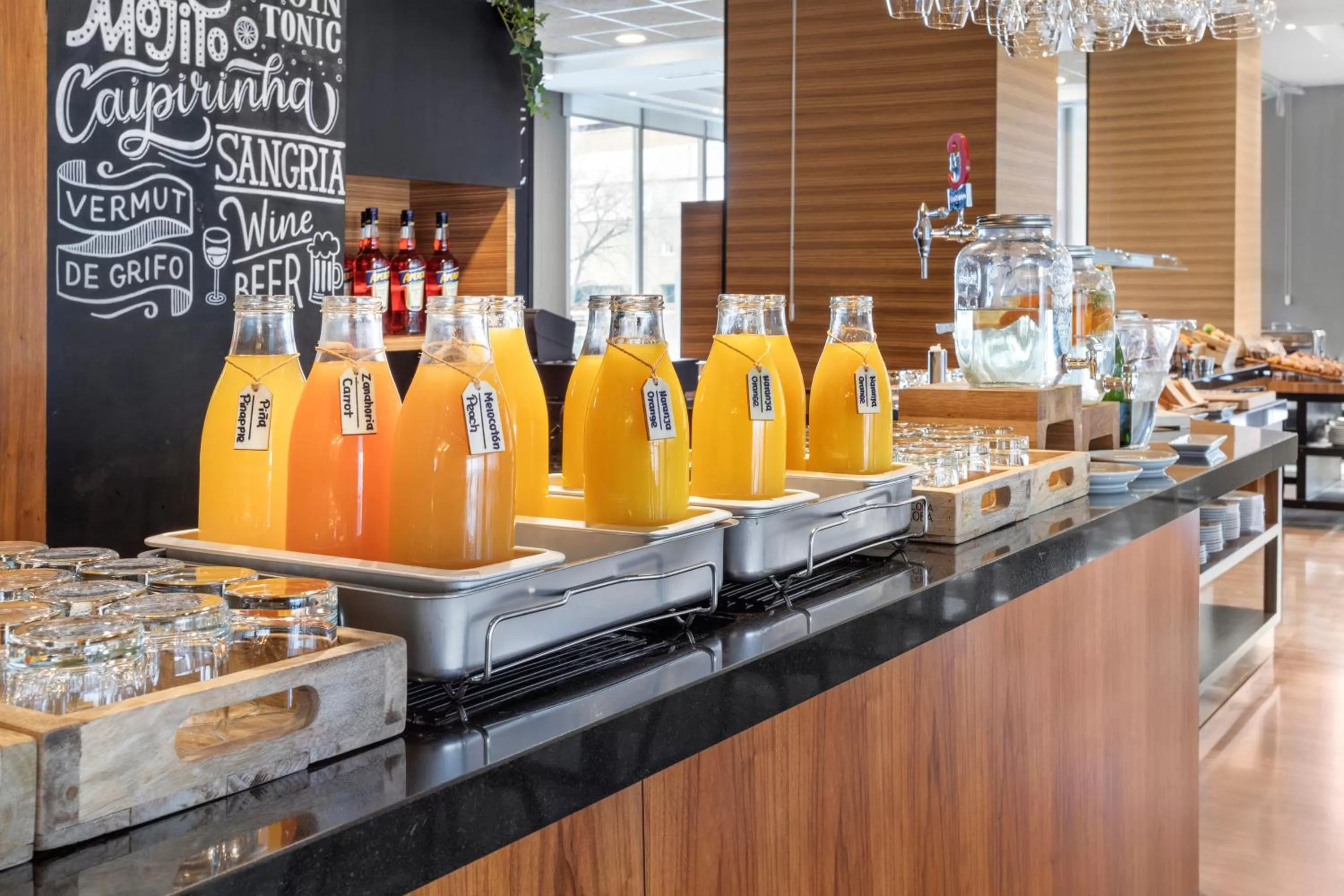 Restaurant/places to eat in Hotel Madrid Chamartín, Affiliated by Meliá