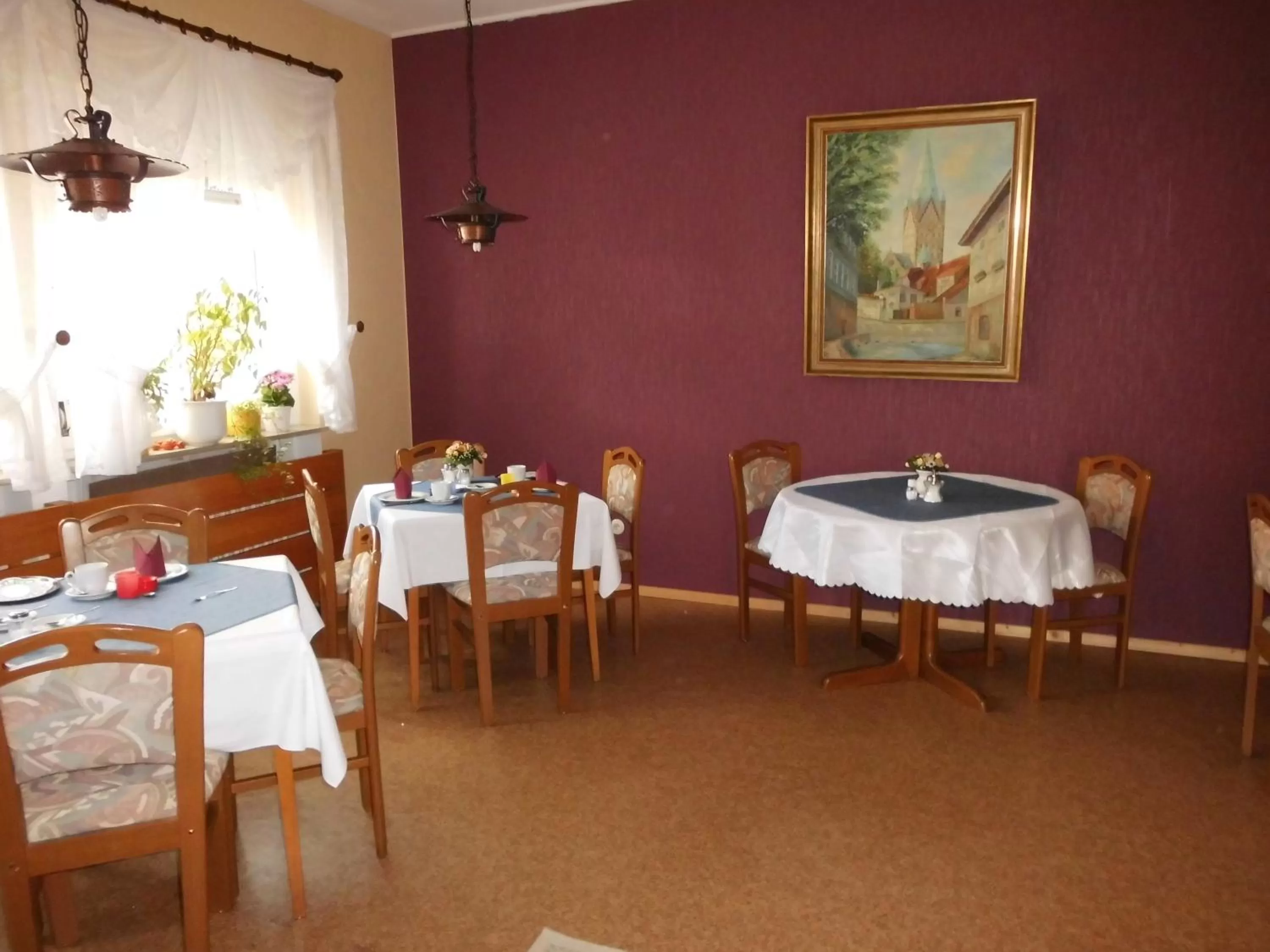 Restaurant/Places to Eat in Hotel Garni am Heuberg
