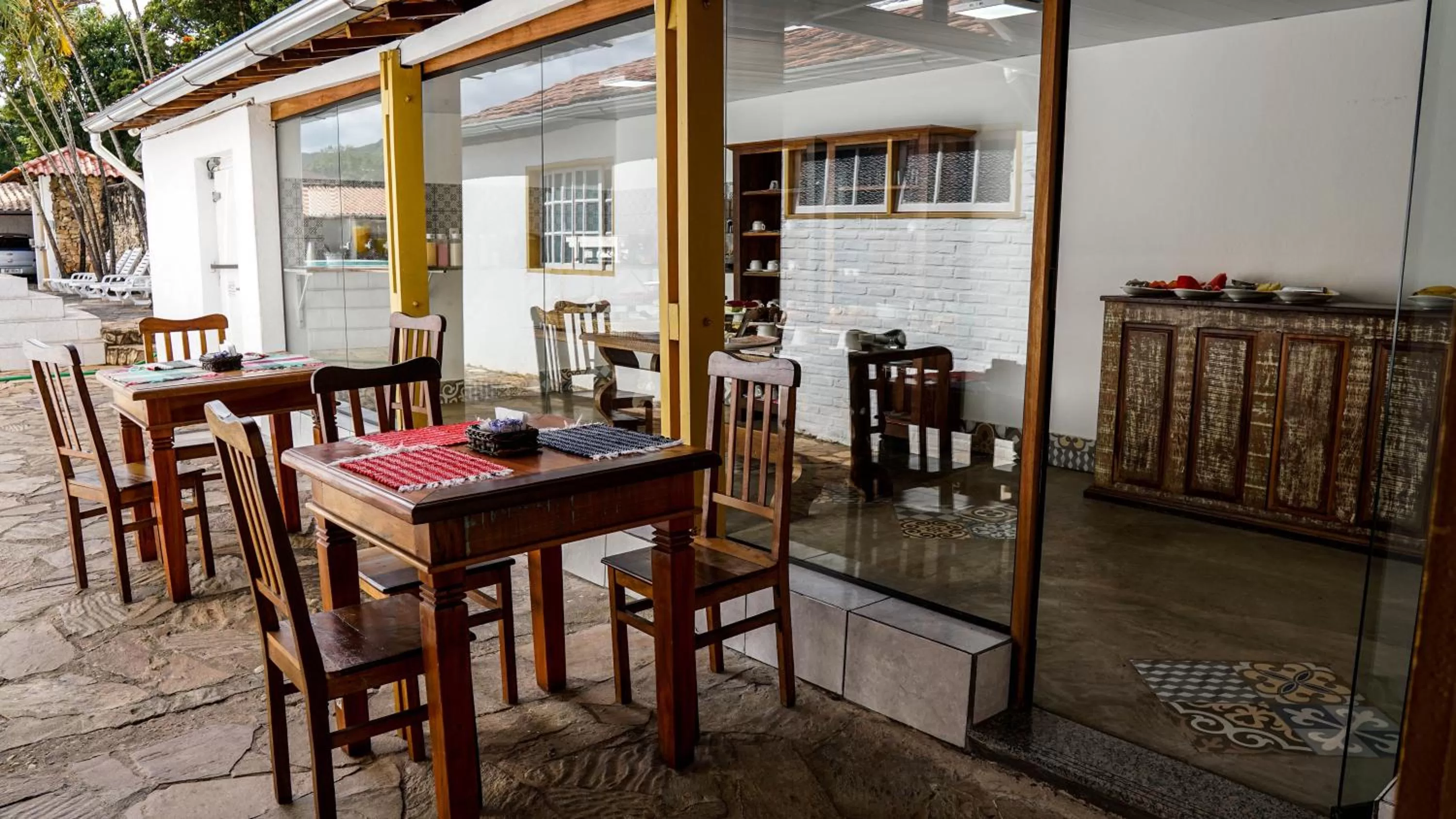 Restaurant/Places to Eat in Pousada o Amanhecer