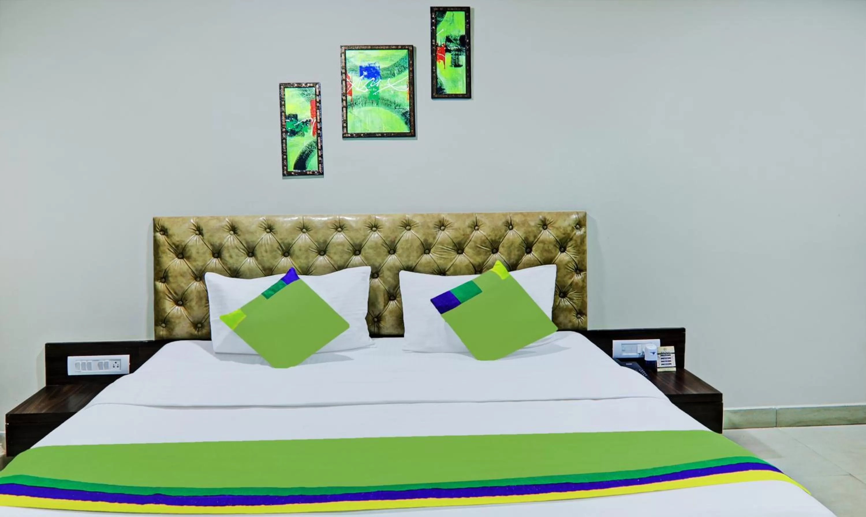 Bedroom, Bed in Treebo Raj Inn Lalpur