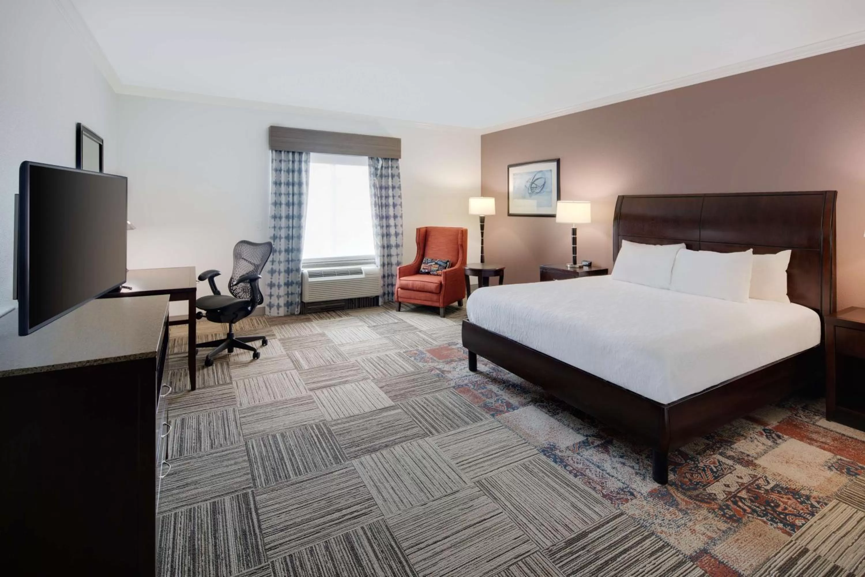 Bedroom, Bed in Hilton Garden Inn Tyler