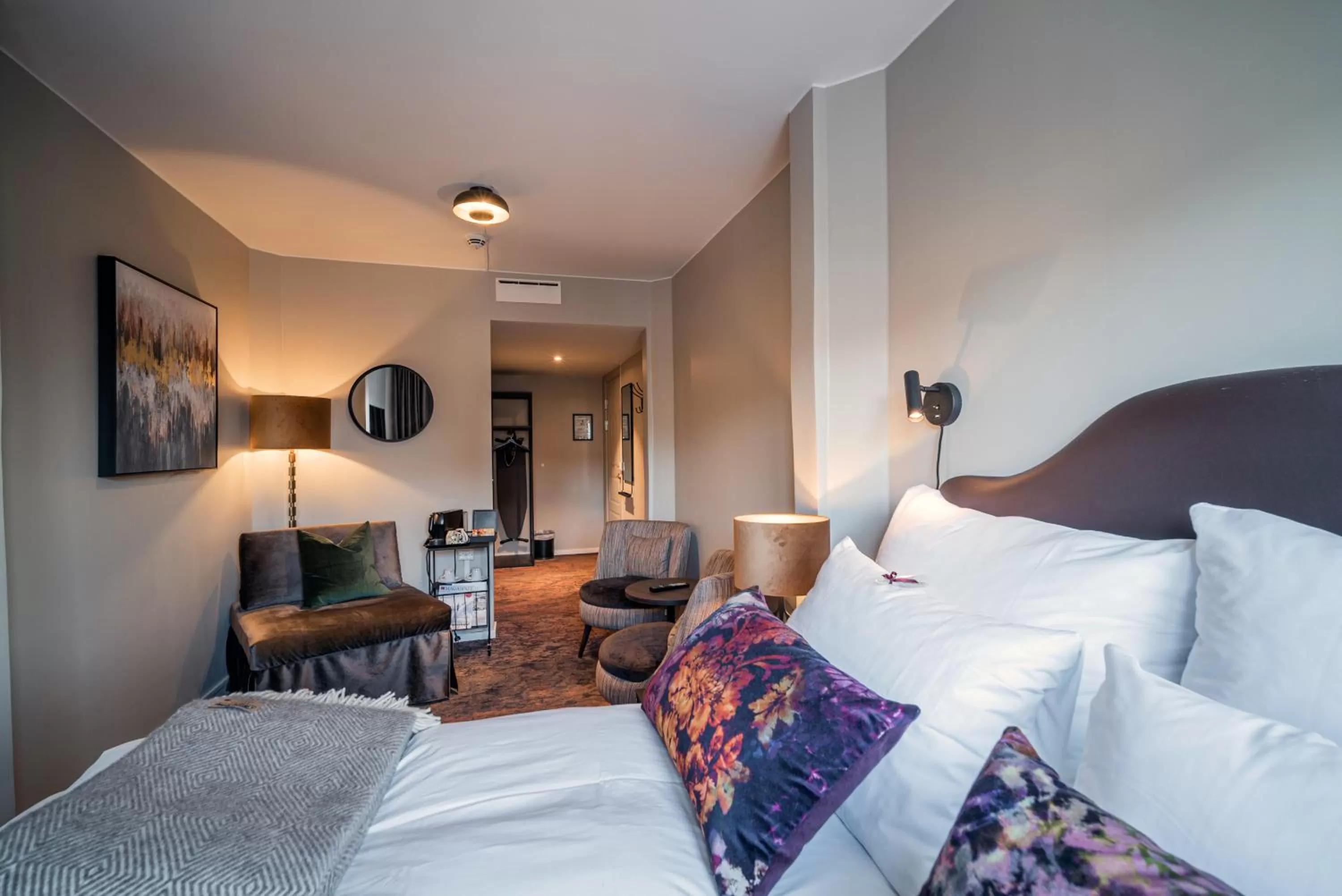 Photo of the whole room, Bed in Aksjemøllen - by Classic Norway Hotels