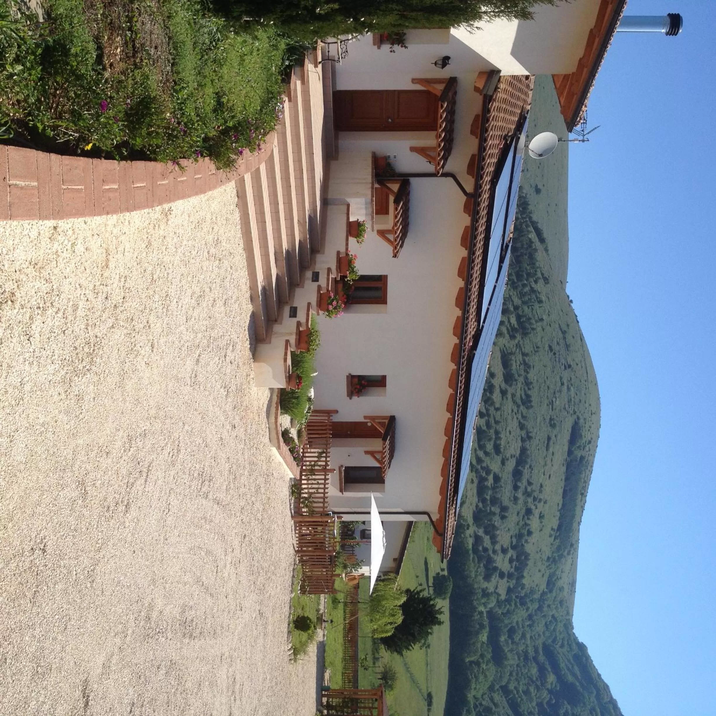 Facade/entrance in La Collina di Peppino