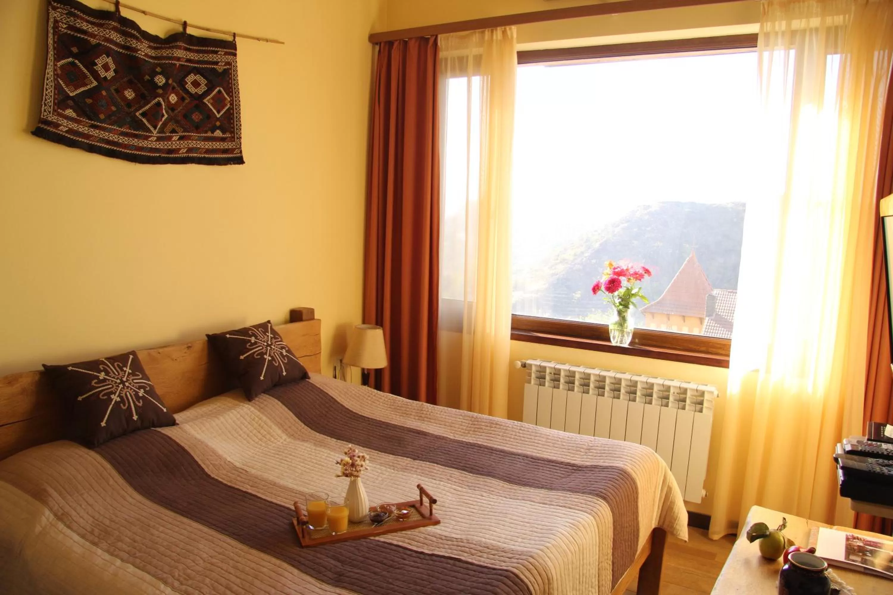 Bed in Silk Road Hotel