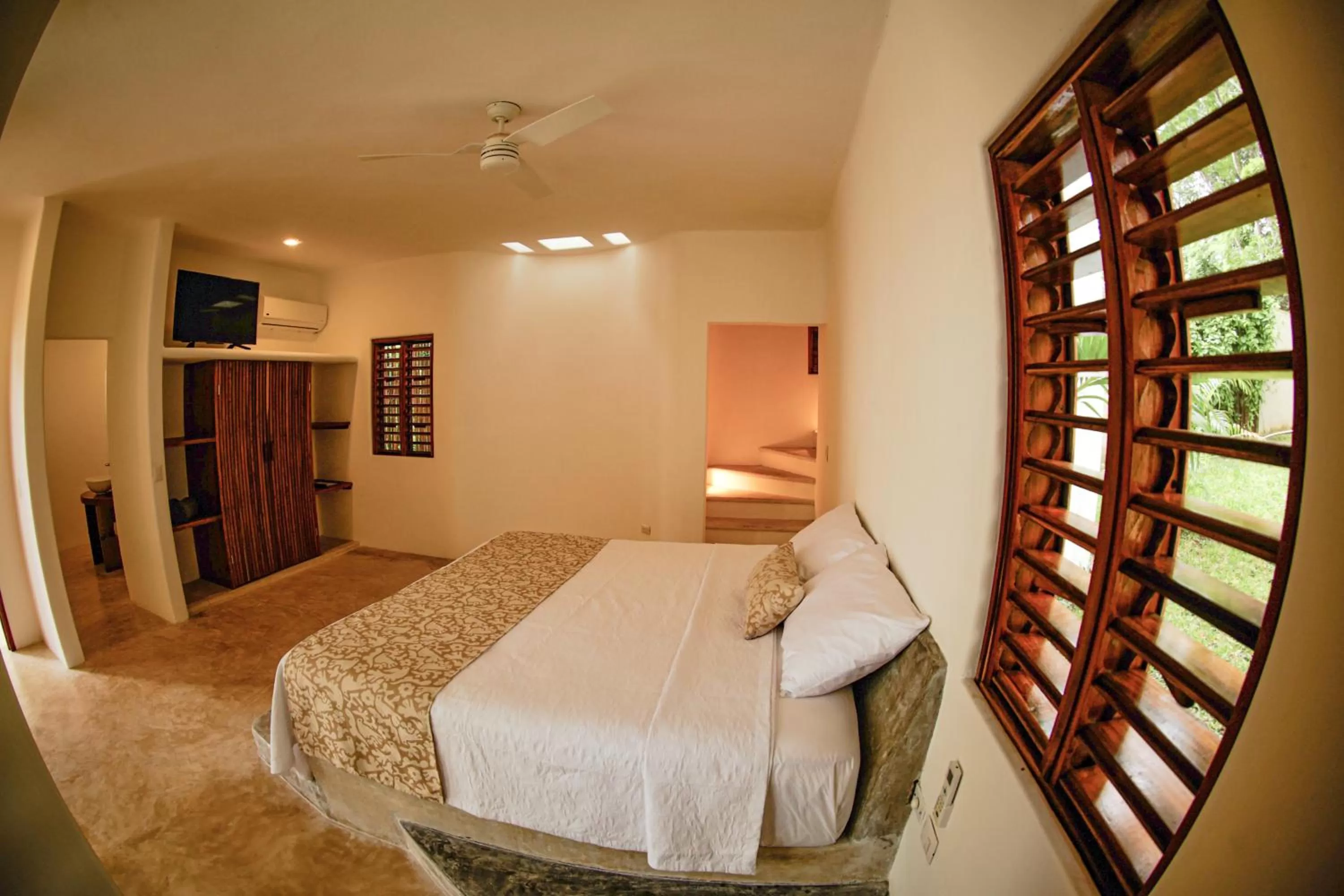 Photo of the whole room, Bed in Mi Kasa Tu Kasa Bacalar