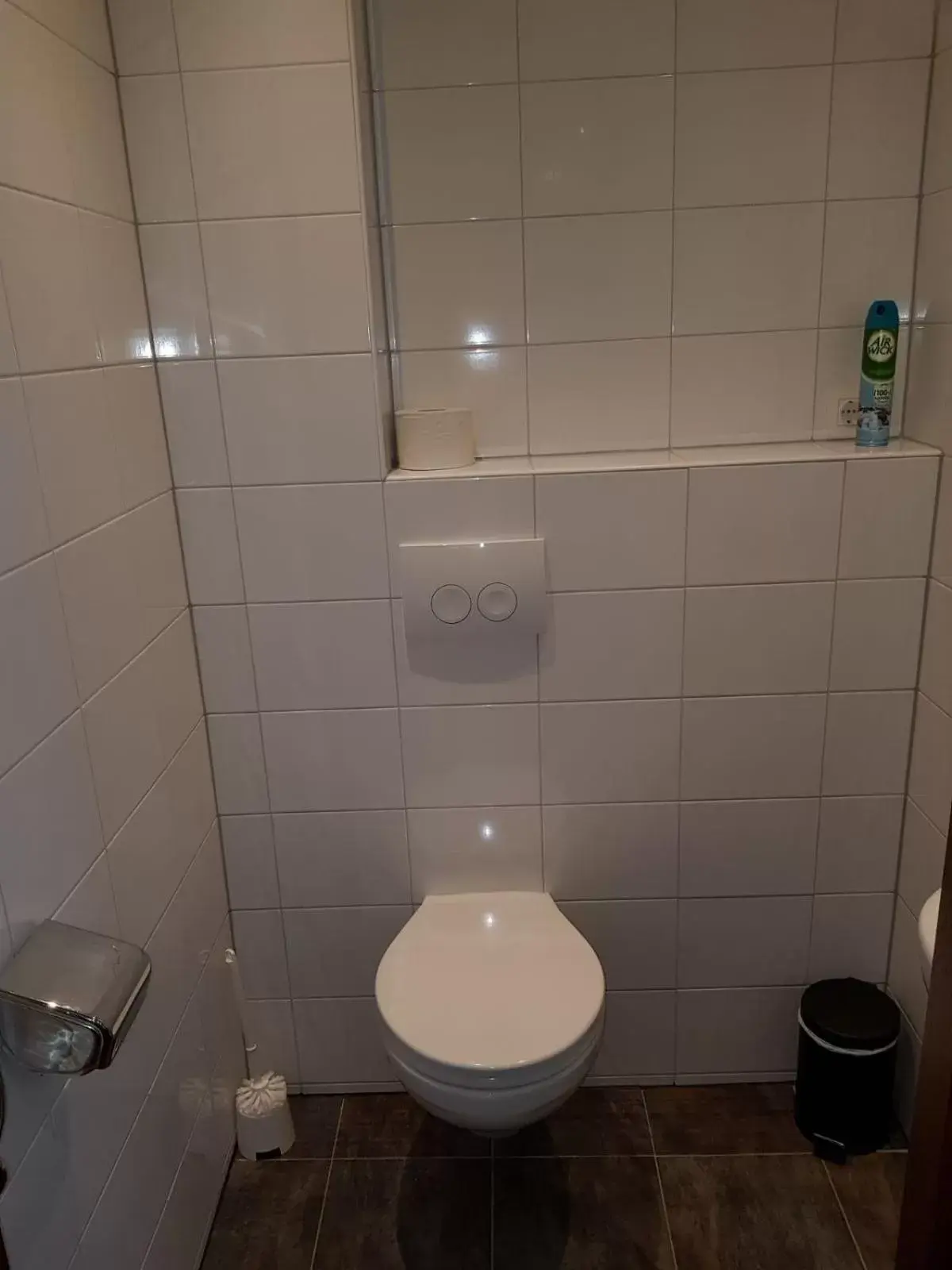 Comfort Triple Room with Shower in Hotel Het Landhuis Comfort Triple Room with Shower in Hotel Het Landhuis
