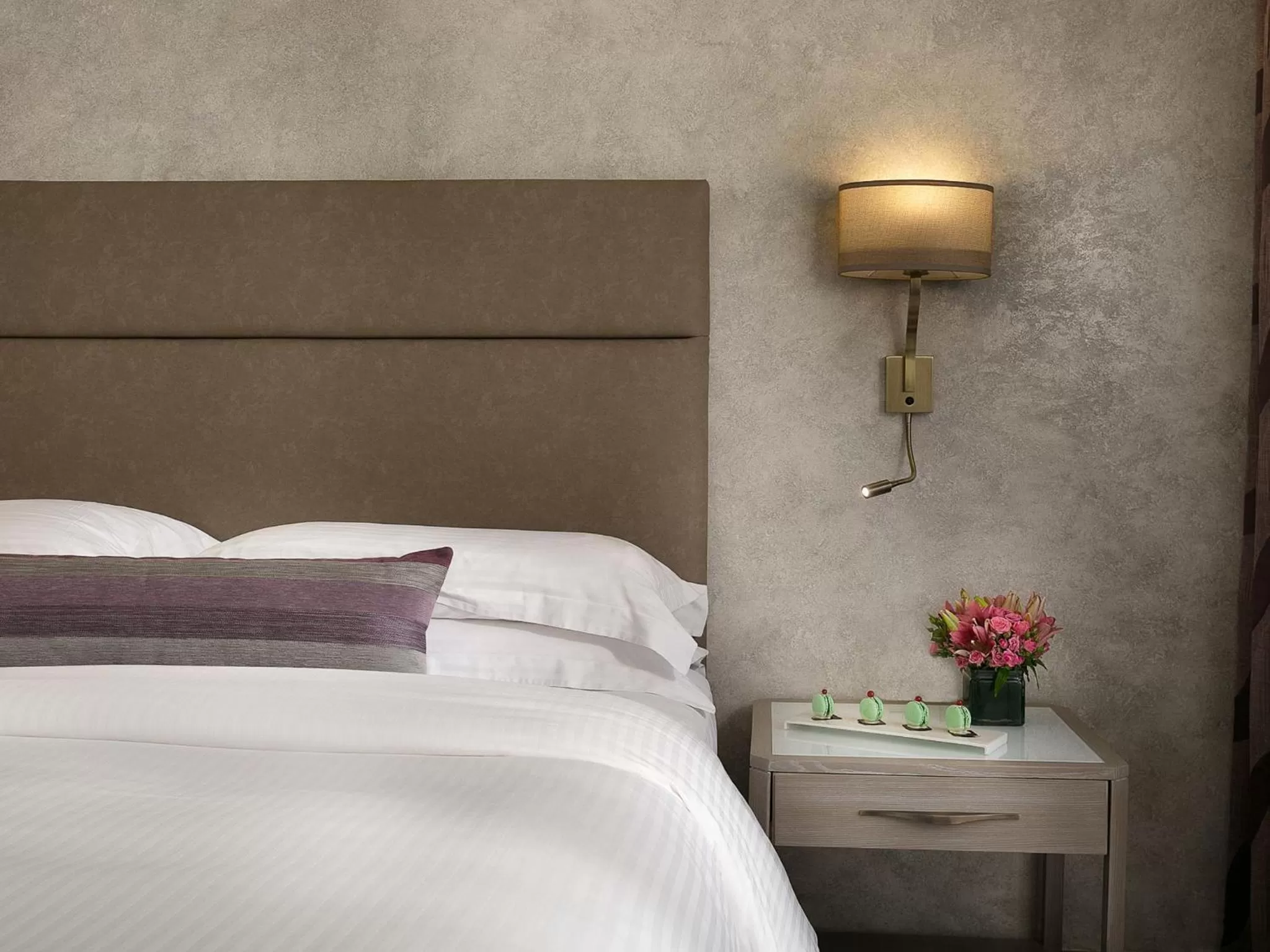 Bed in Gefinor Rotana – Beirut