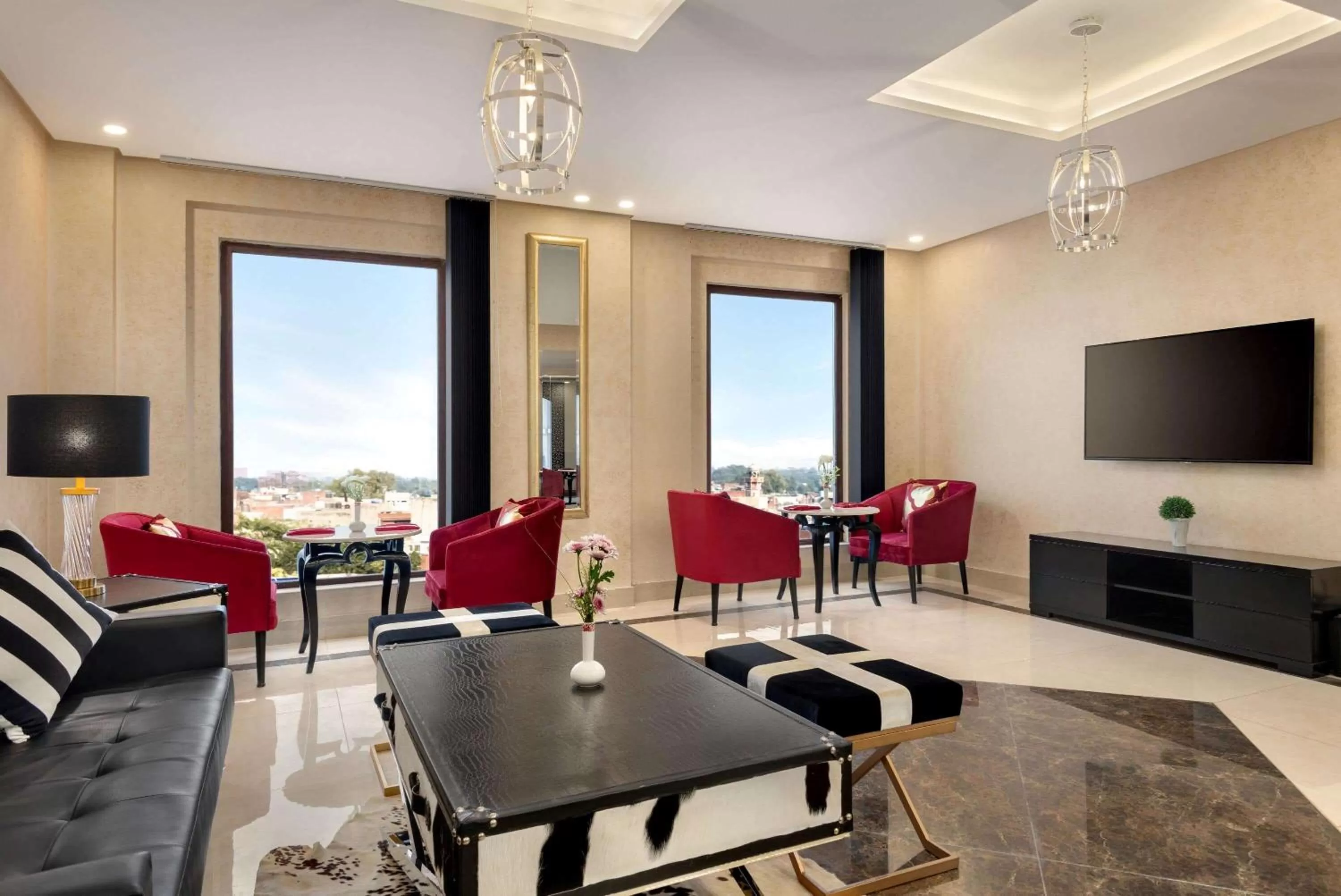 Lounge or bar in Ramada by Wyndham Lahore Gulberg II