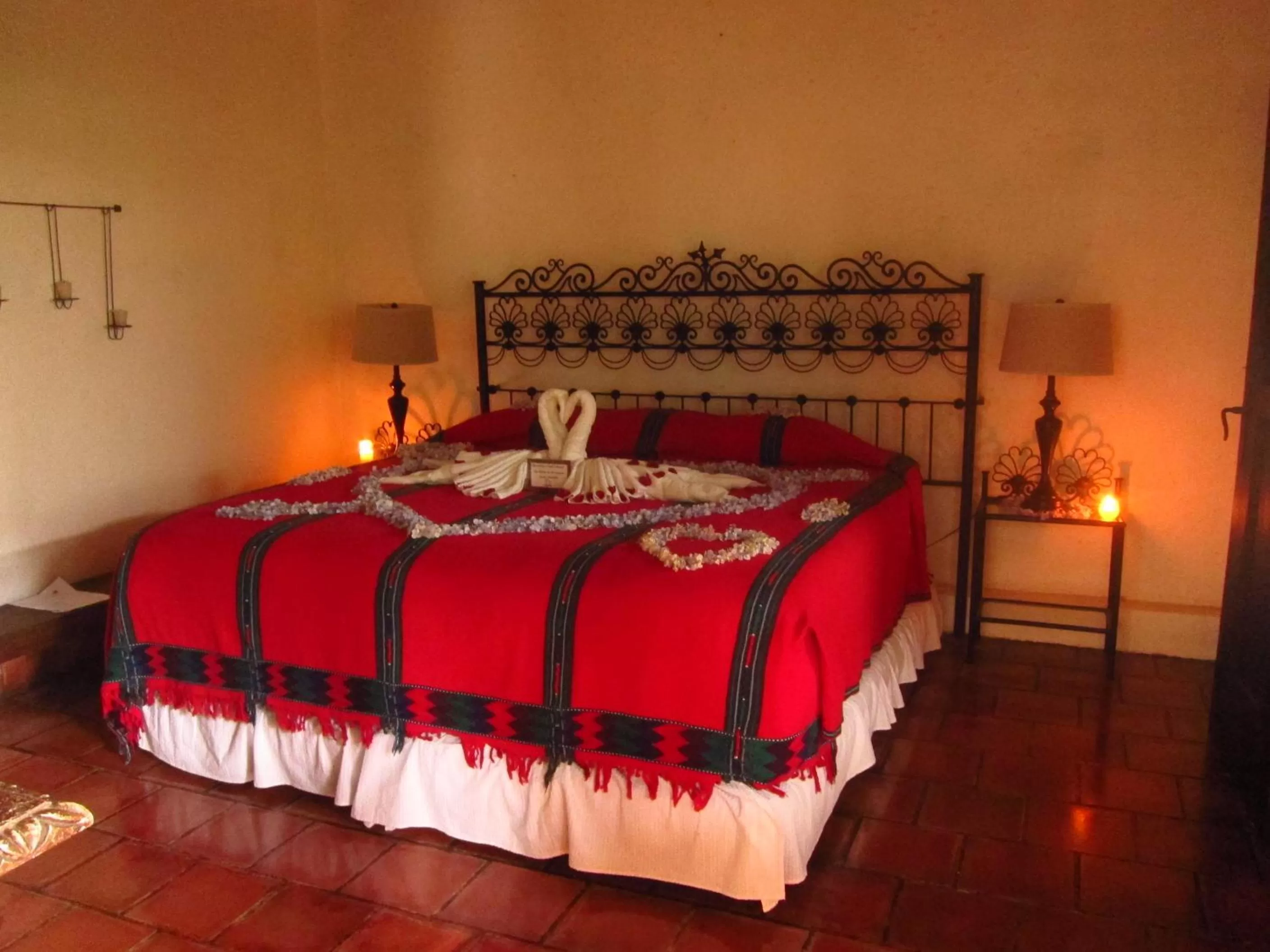 Bed in Hotel Toliman