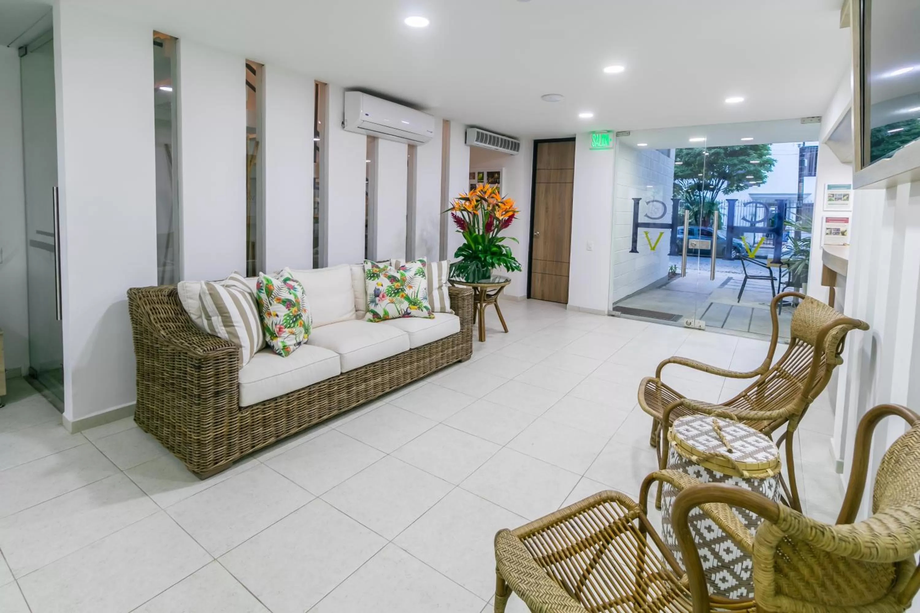 Lobby or reception in Hotel Casa Vallecaucana