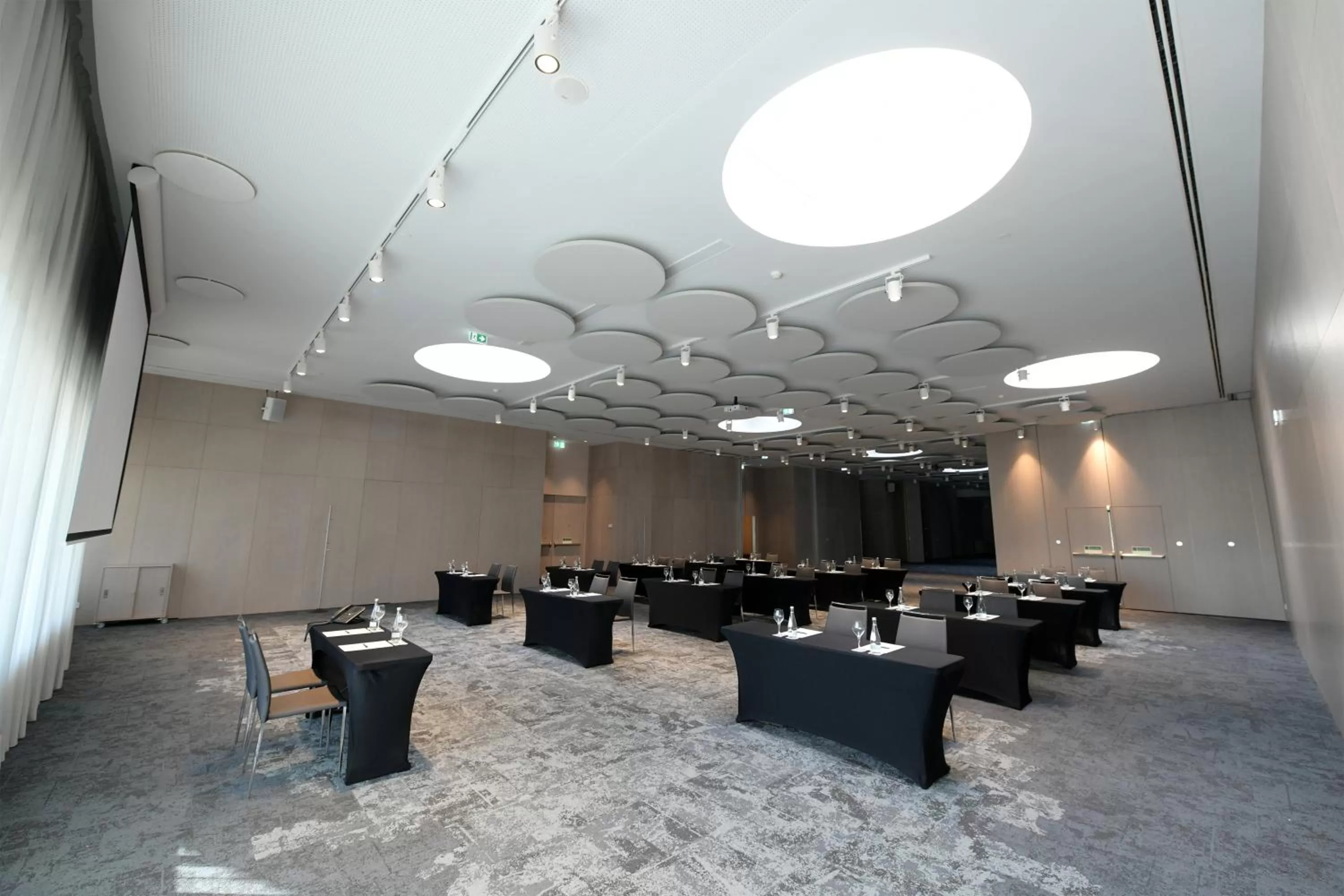 Meeting/conference room in Eurostars Universal Lisboa