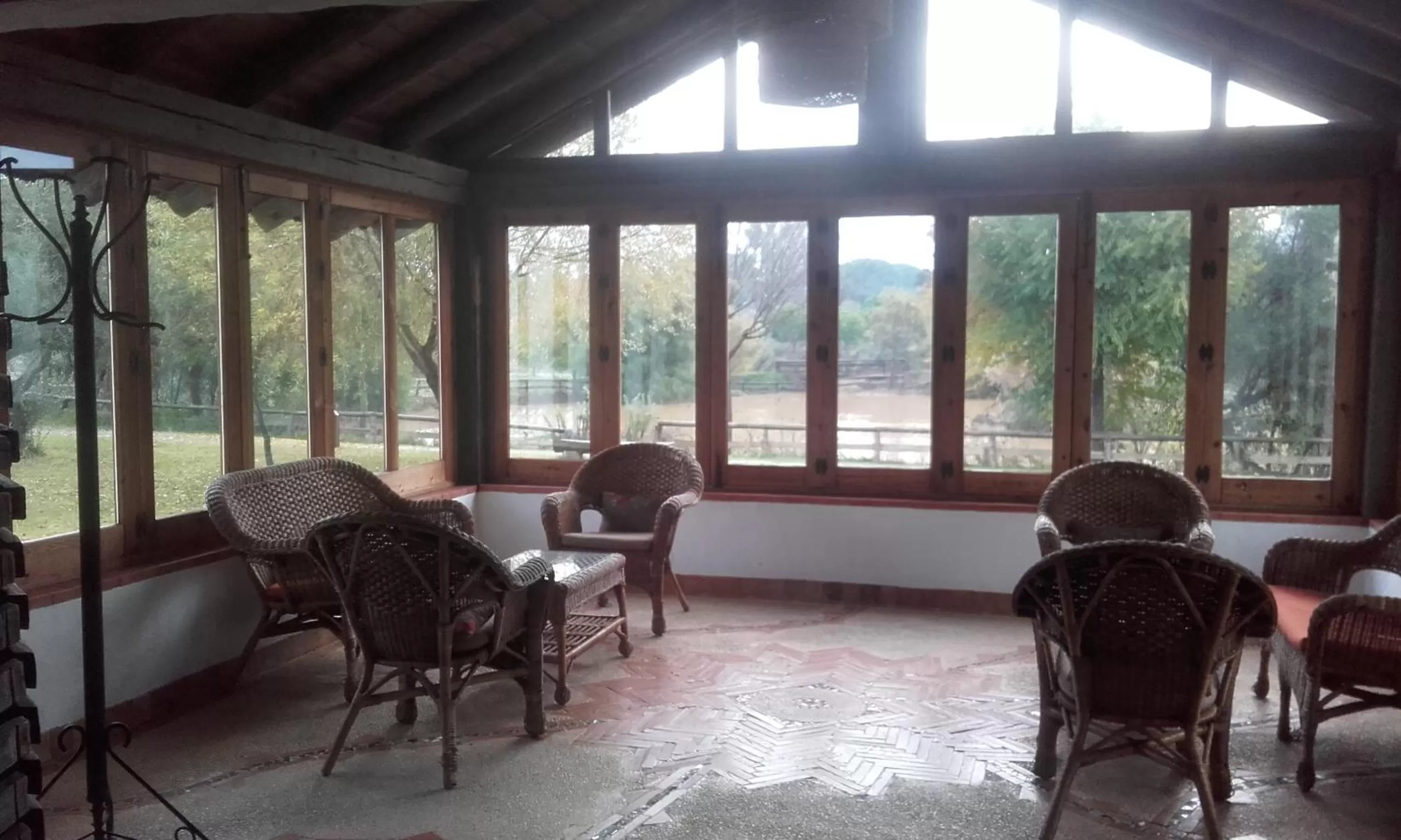 Communal lounge/ TV room in Ardea Purpurea