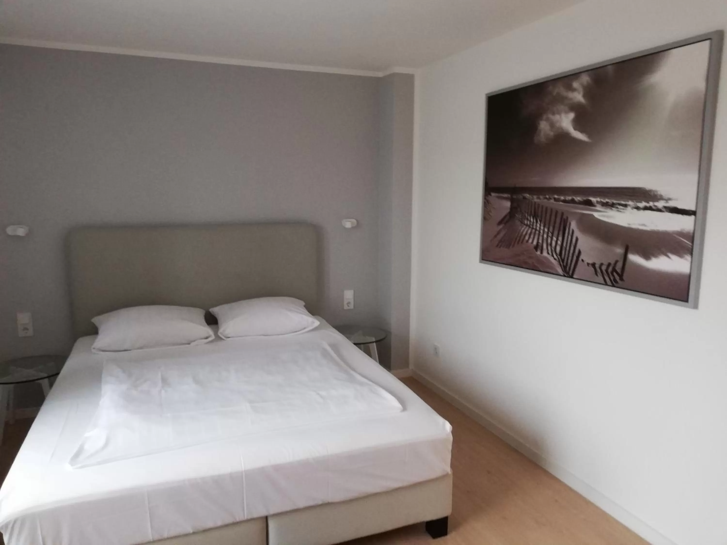 Photo of the whole room, Bed in City Hotel und City Apartments Centrum
