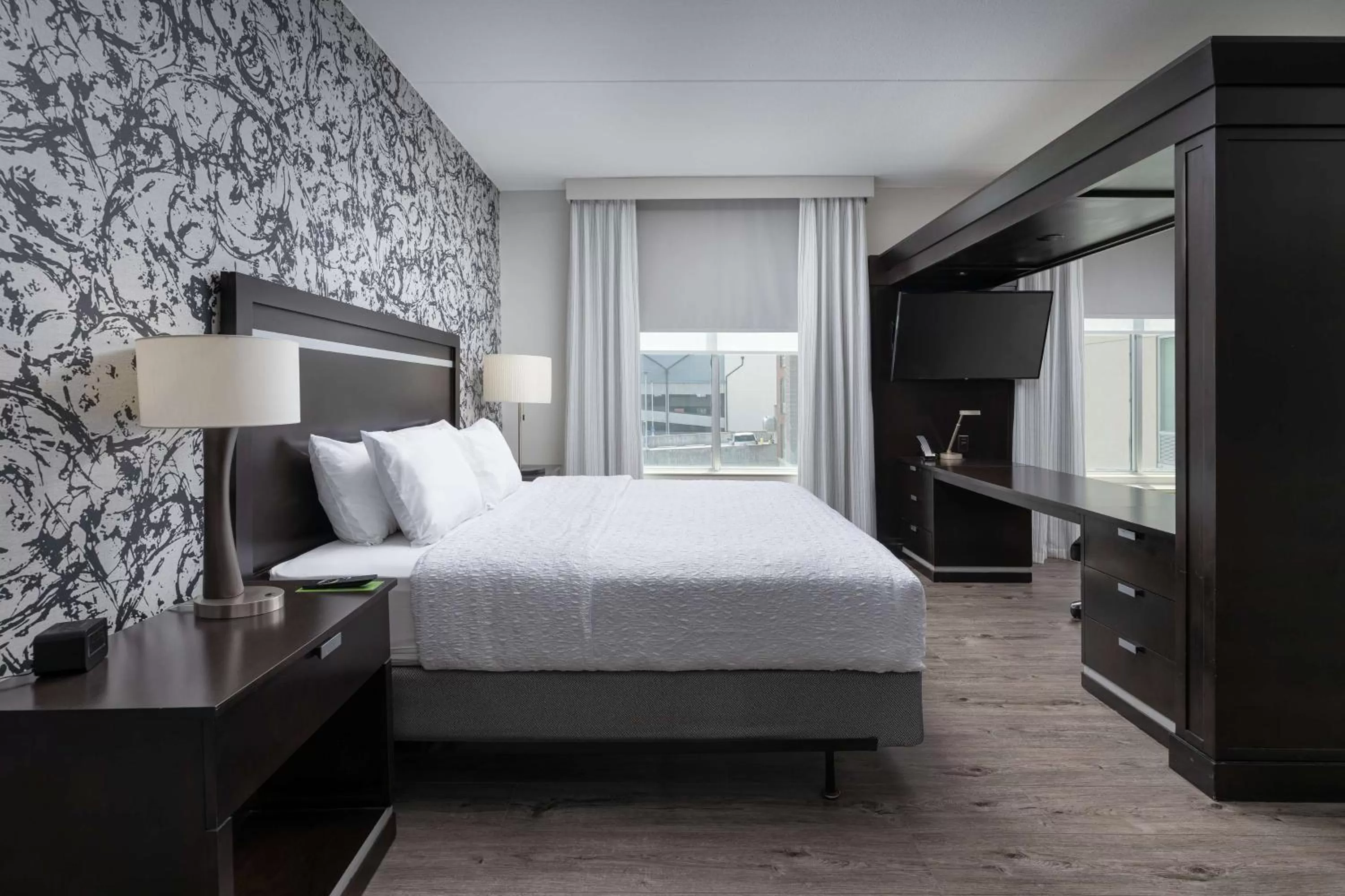 Bedroom, Bed in Hampton Inn & Suites Chattanooga Downtown