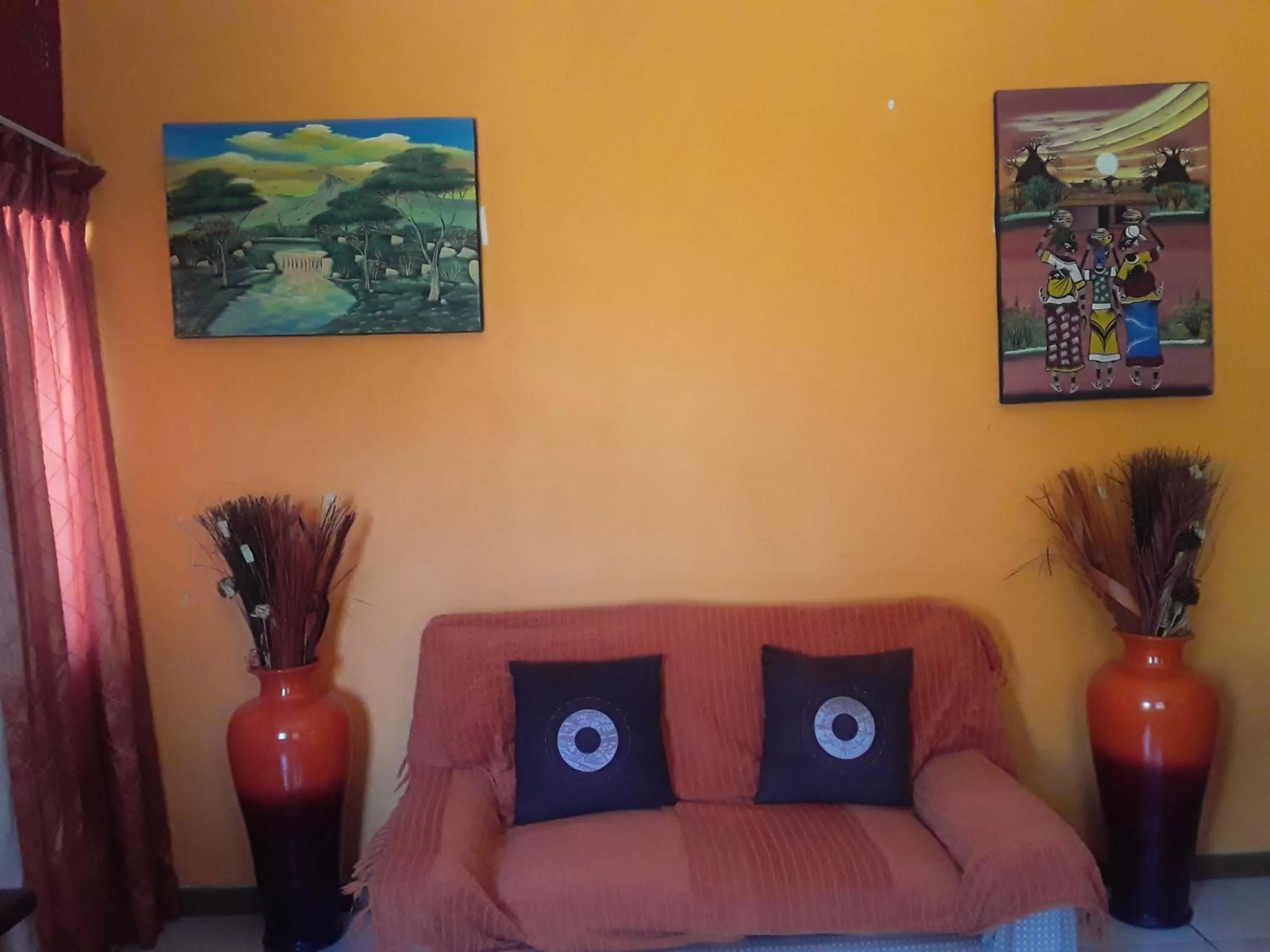 Decorative detail, Seating Area in Vuya Nathi Bed and Breakfast