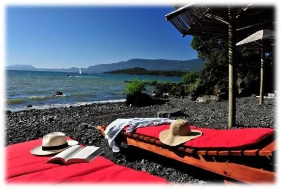 Beach in Hotel Antumalal