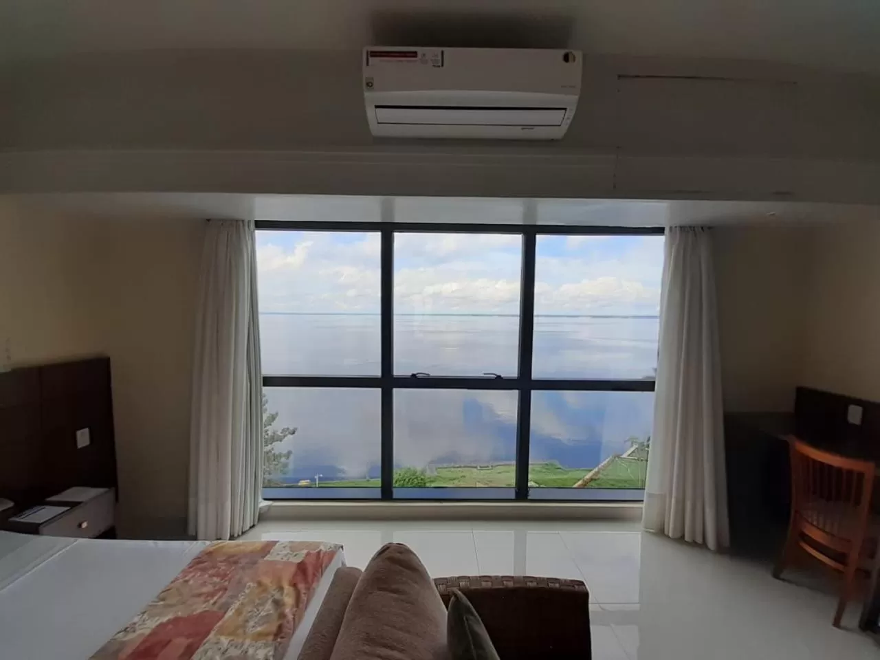 River view, Bed in Tropical Executive Hotel