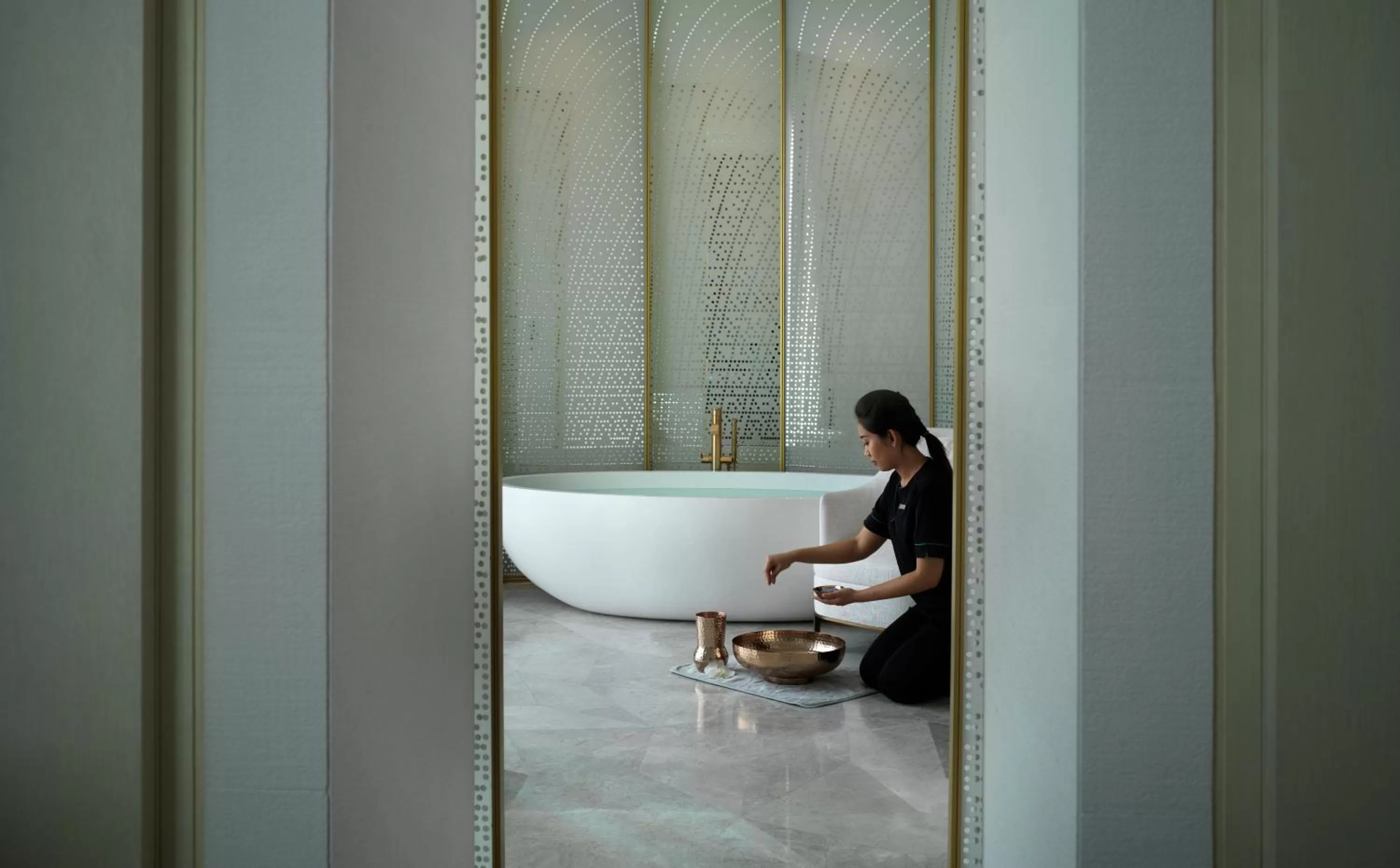 Massage in Four Seasons Hotel Kuwait at Burj Alshaya