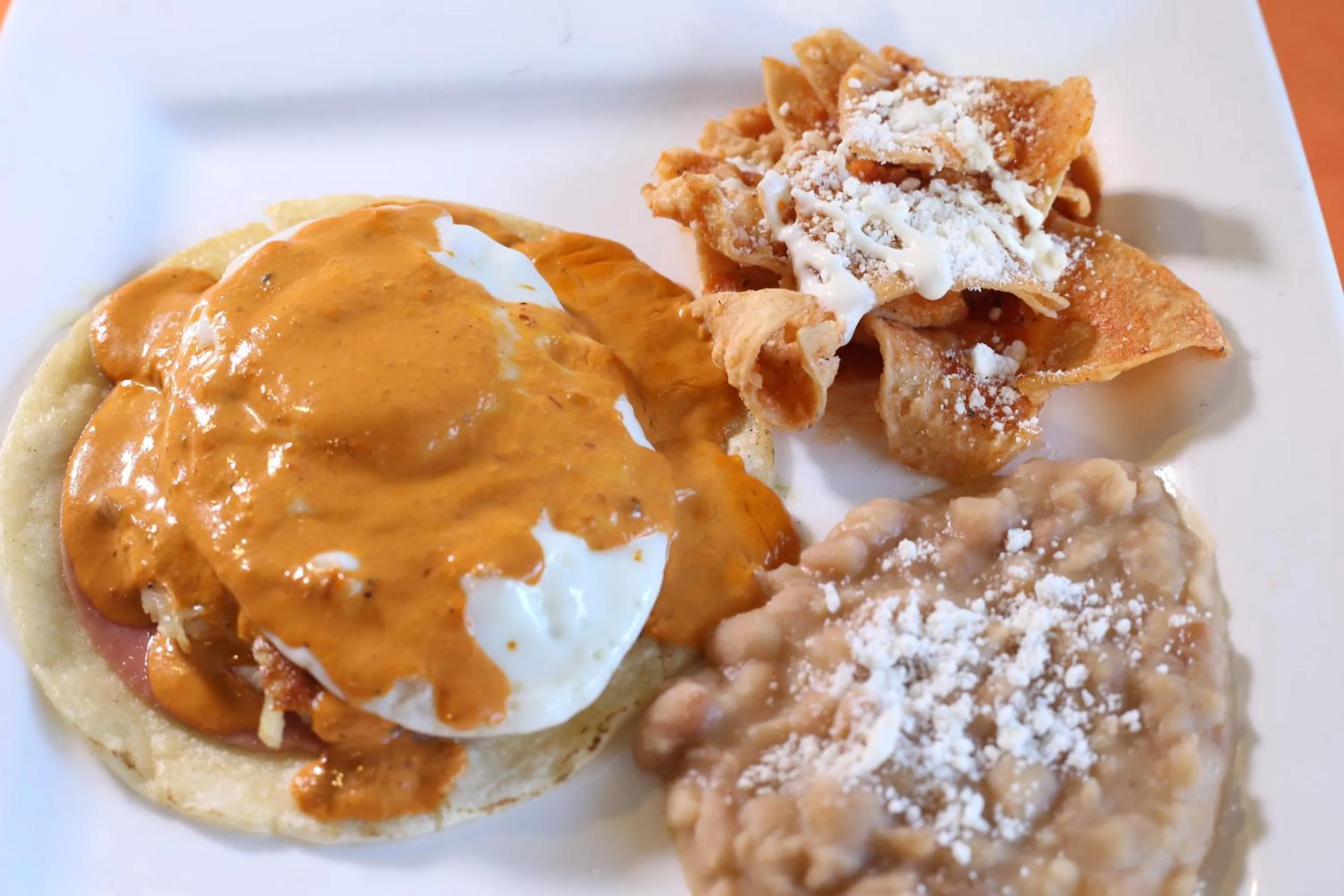 Breakfast in Hotel America Palacio