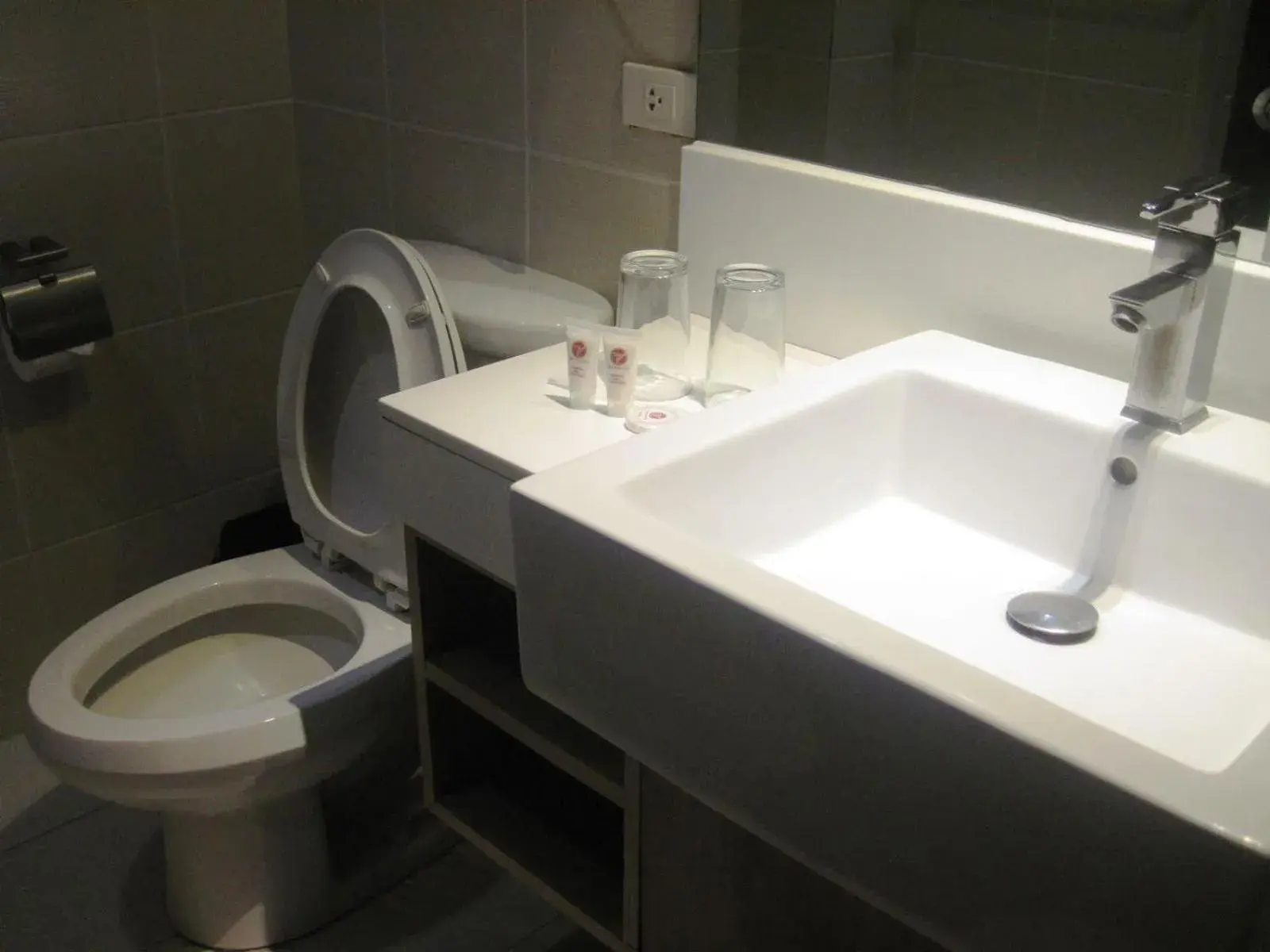 Deluxe Queen Room in Tyche Boutique Hotel Deluxe Queen Room in Tyche Boutique Hotel