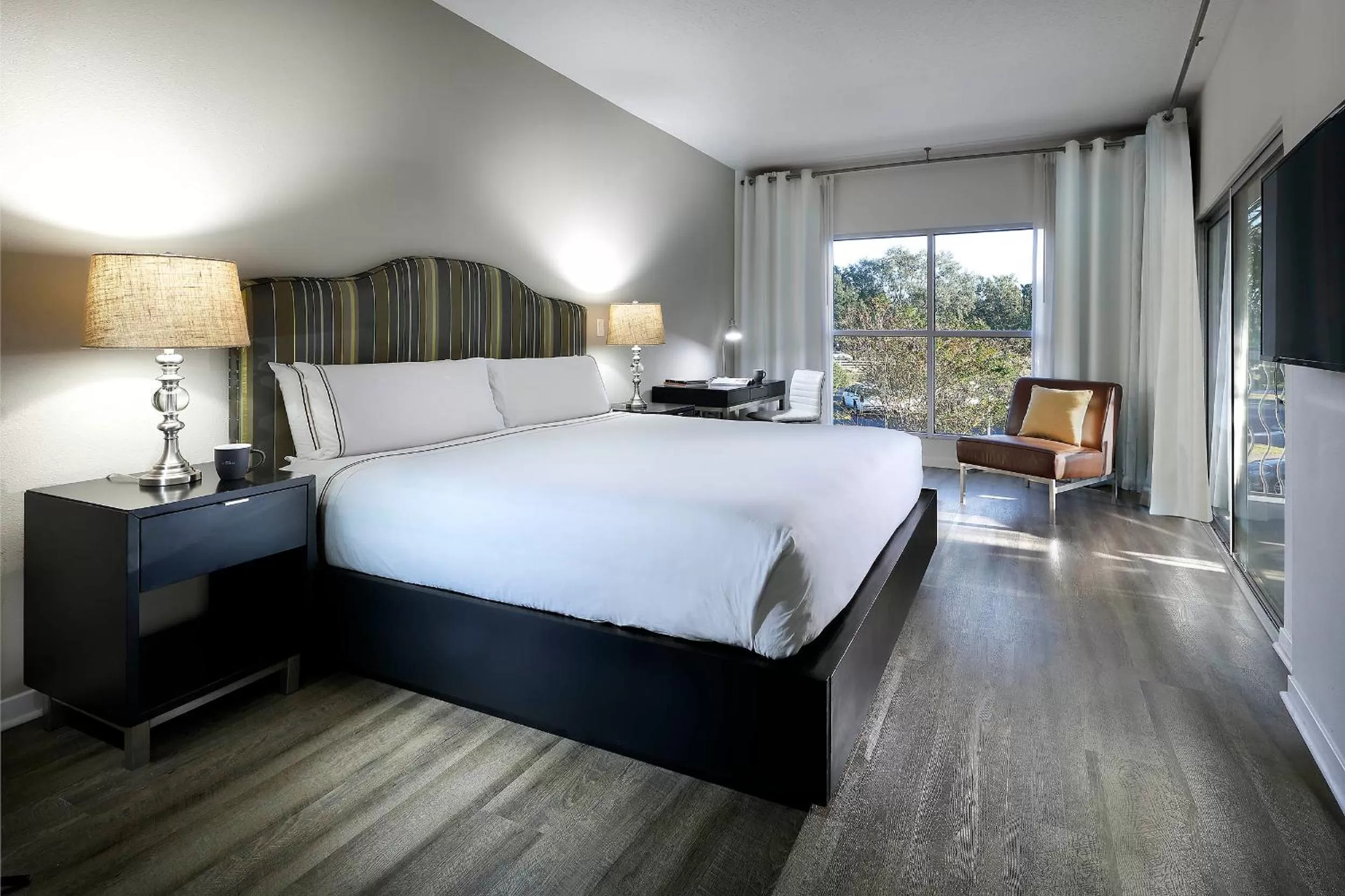 Photo of the whole room, Bed in Meliá Orlando Celebration