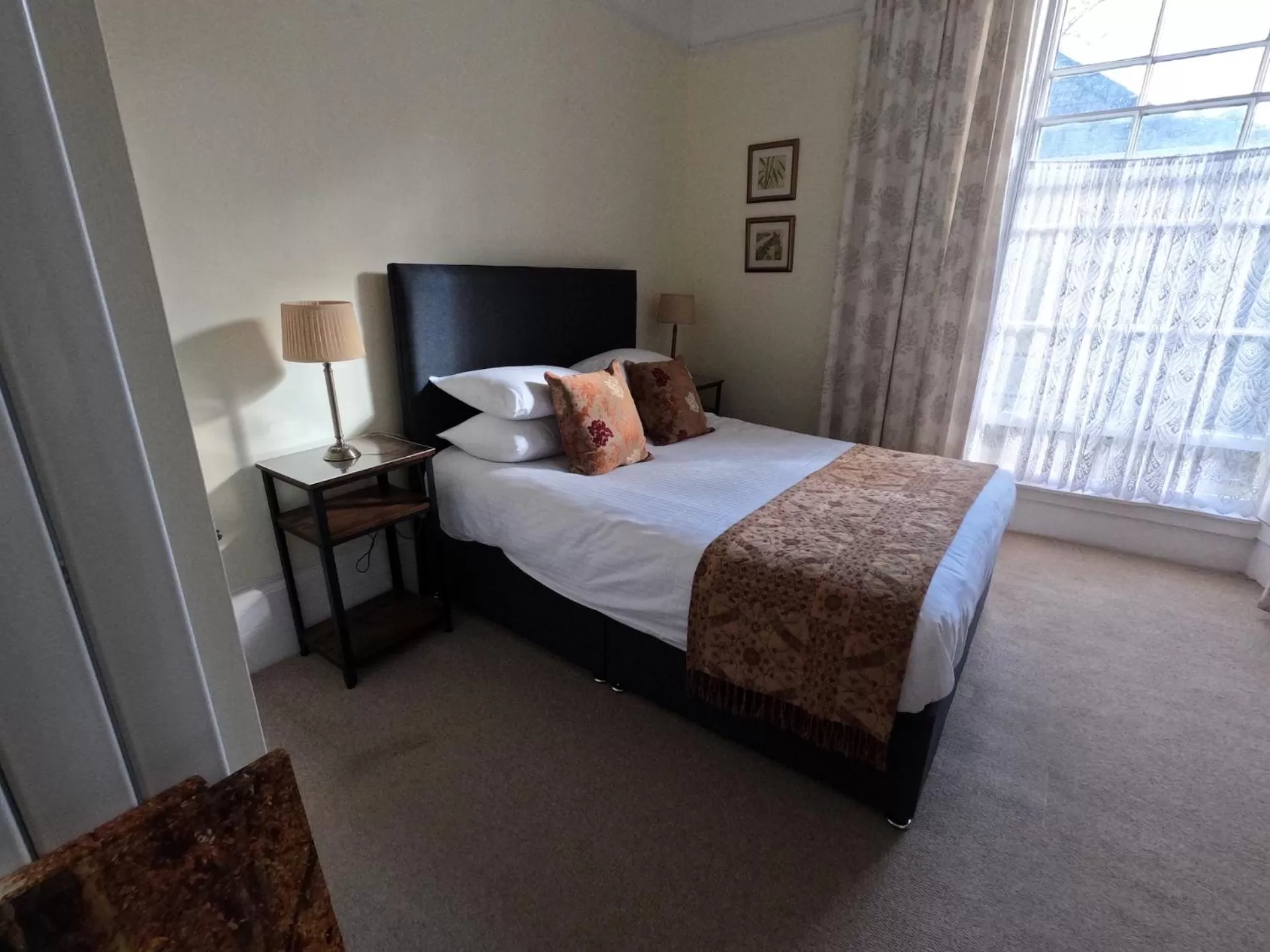 Bed in The Grove Falmouth