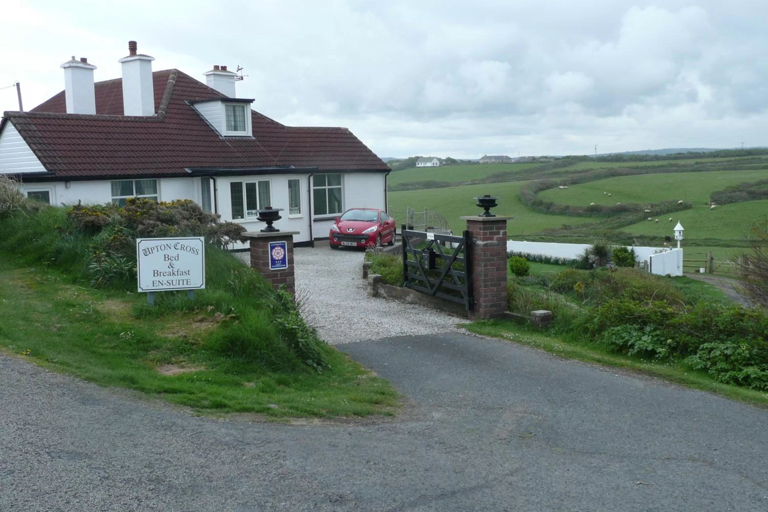 Facade/entrance in Upton Cross B&B