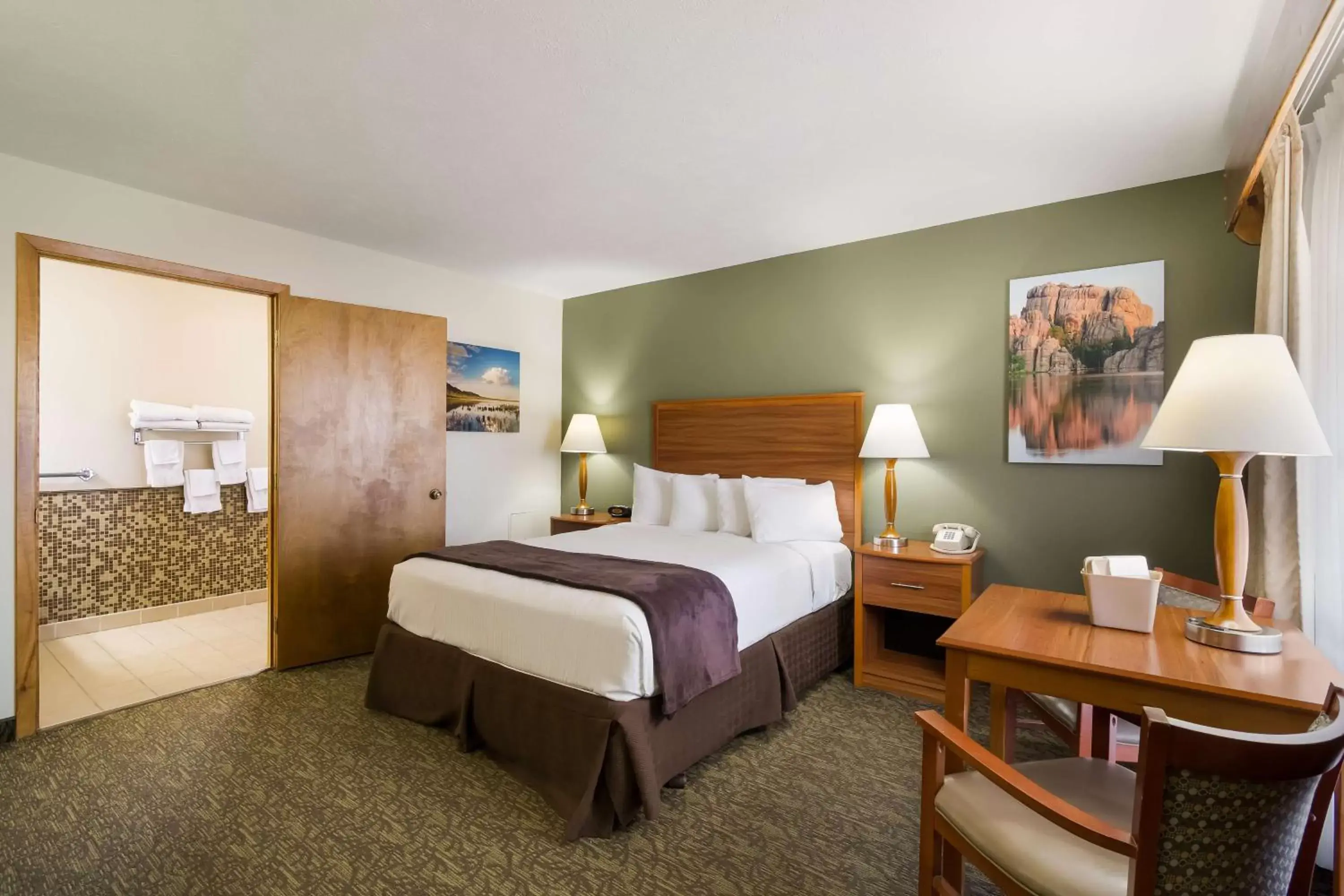 Queen Room in Best Western Graham's Queen Room in Best Western Graham's