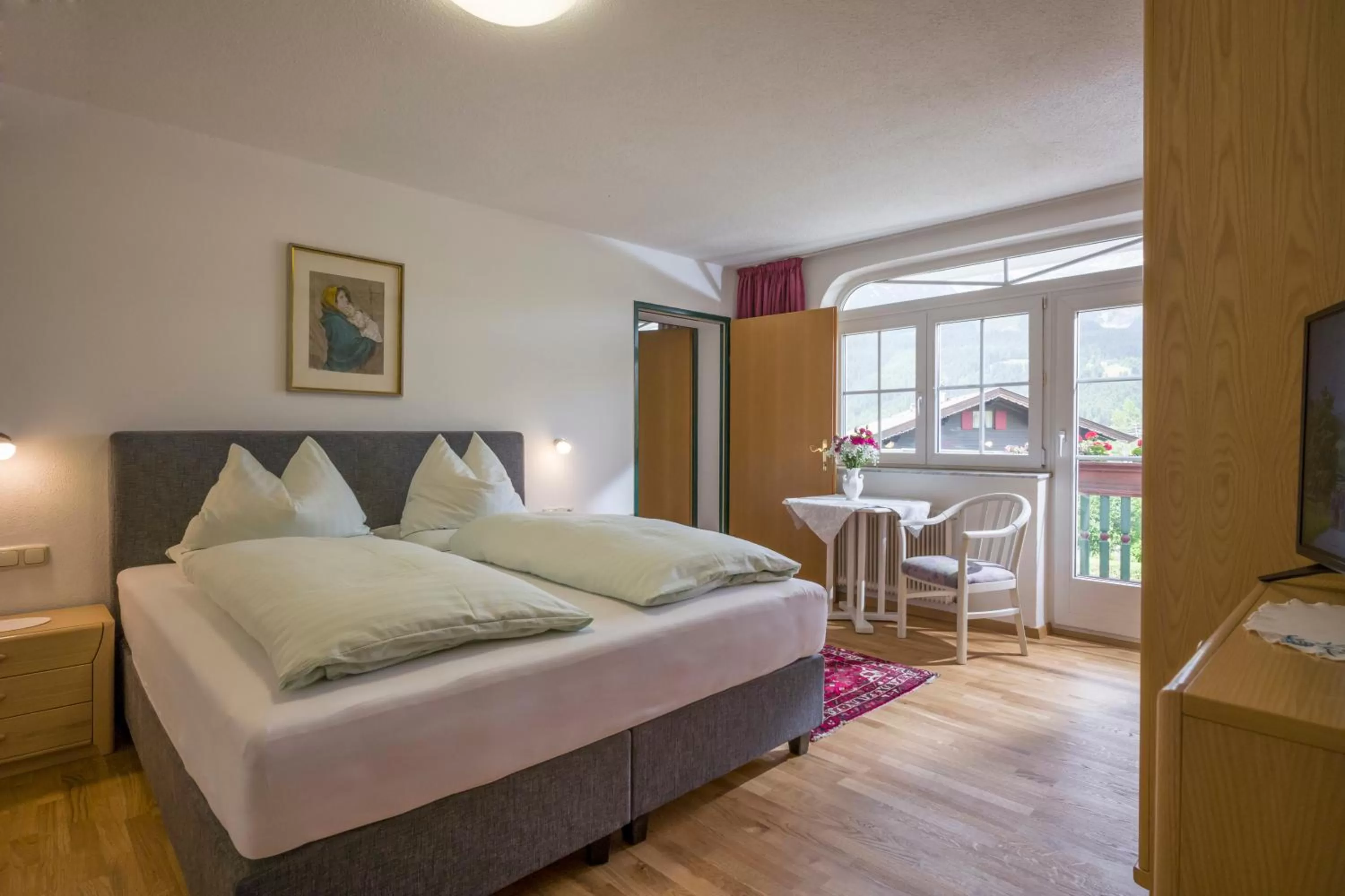 Photo of the whole room in Apparthotel Tom Sojer