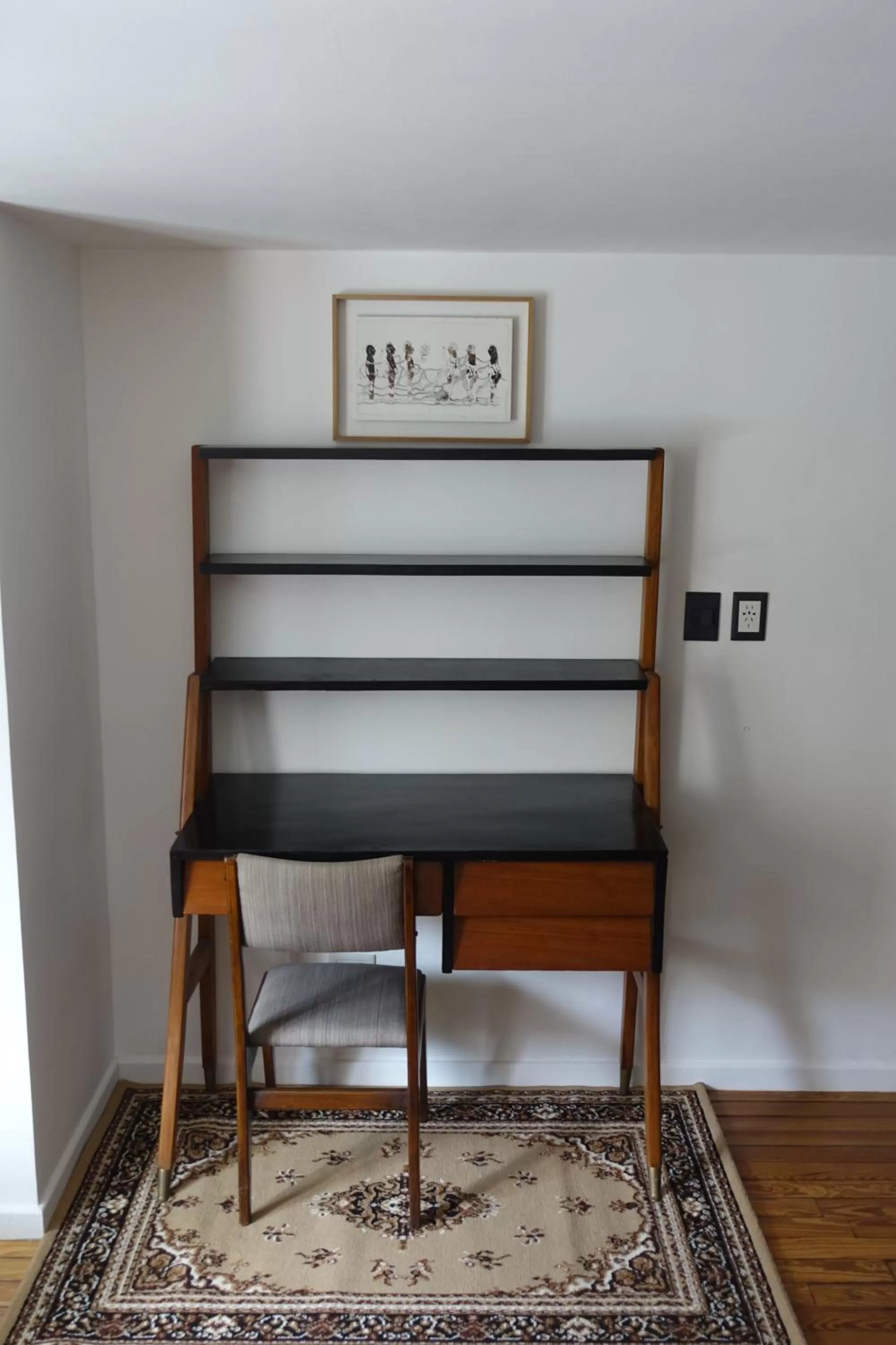 Seating area in Le Petit Palais