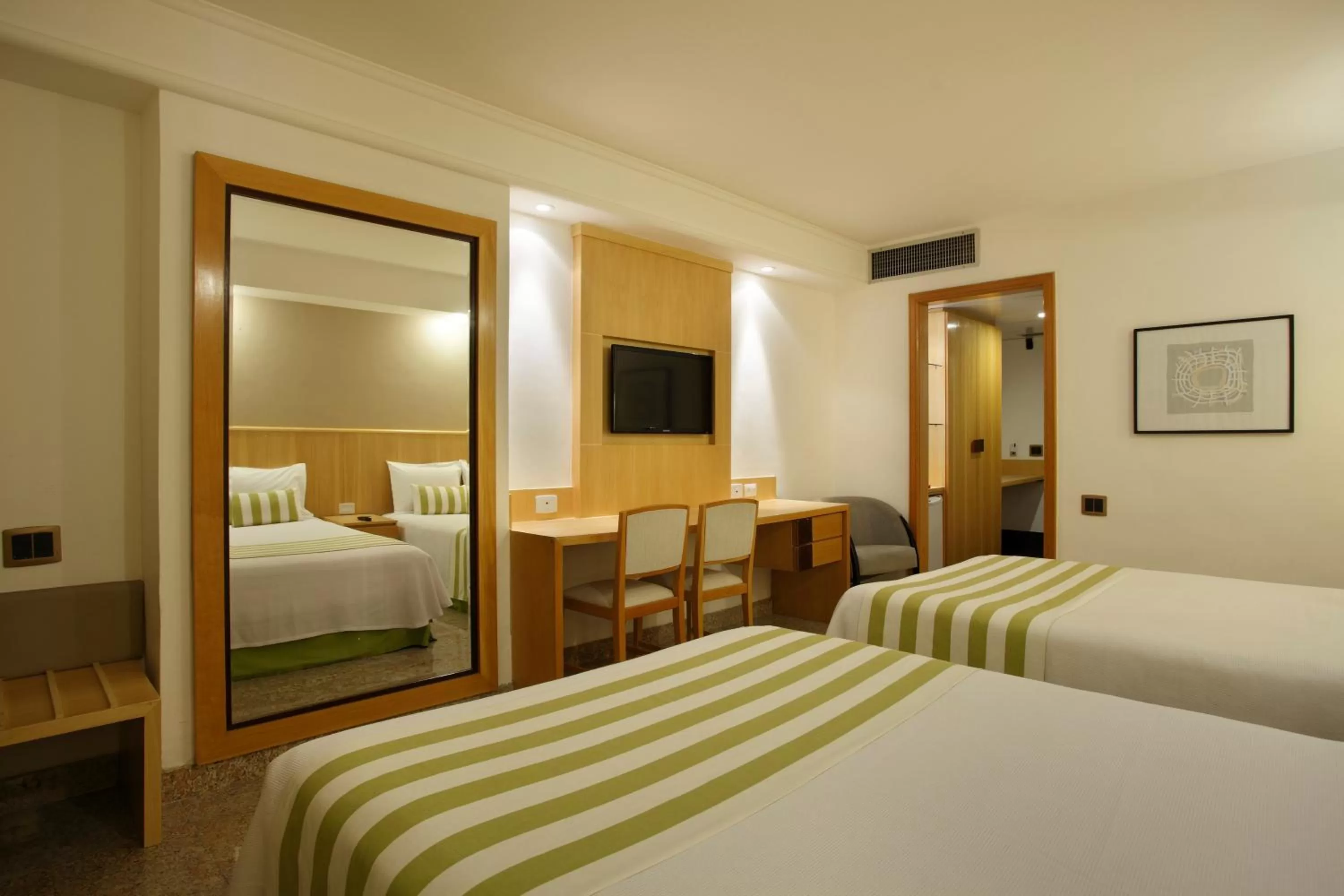 Bed in Royal Rio Palace Hotel