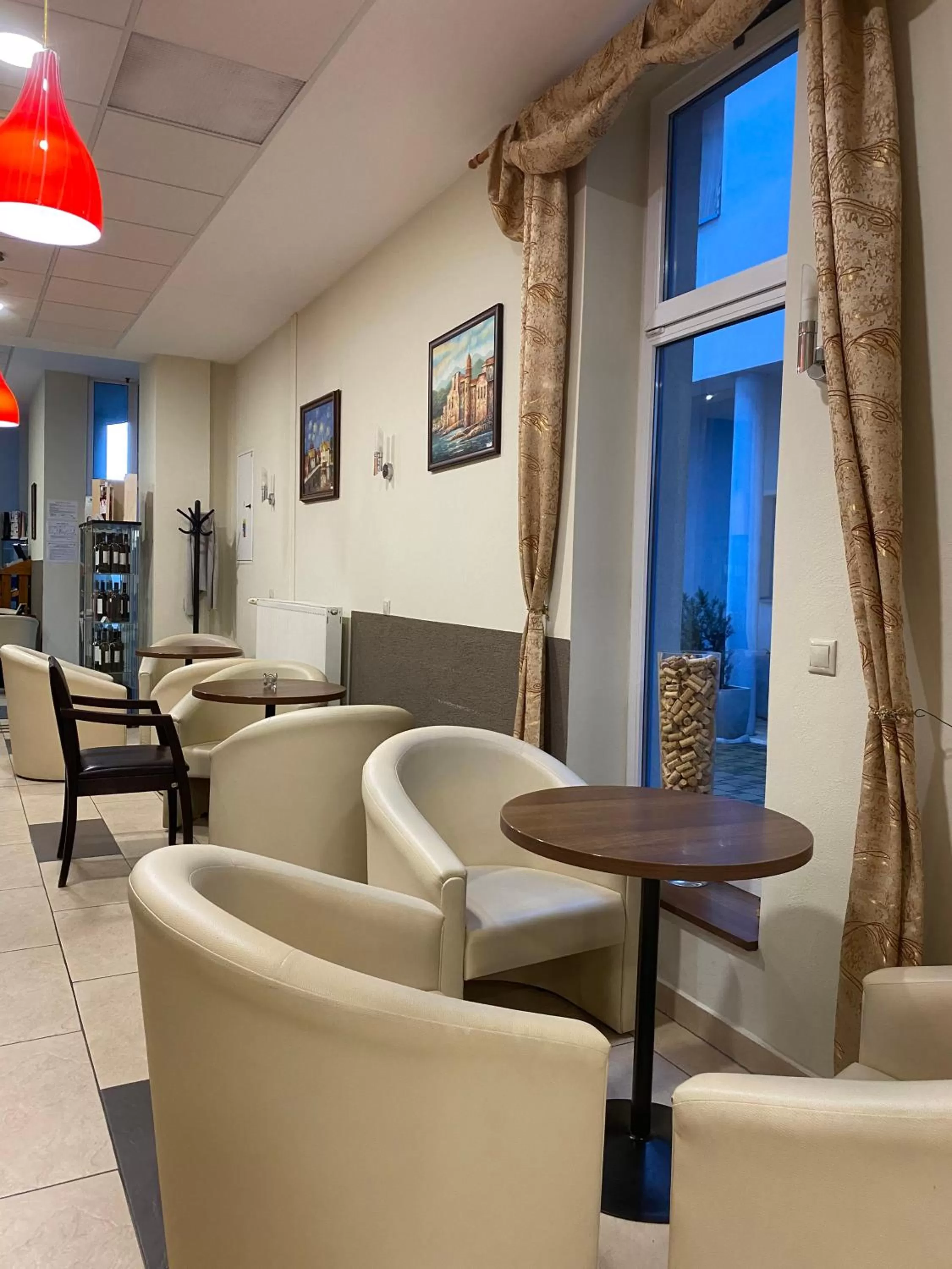 Lobby or reception in garni Hotel S.O.G.* * *