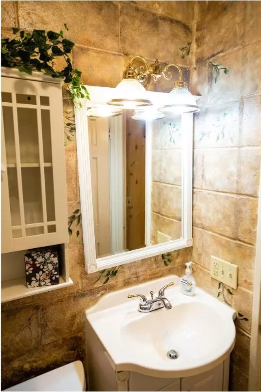 Bathroom in Mountain Aire Cottages, Inn, & Glamping
