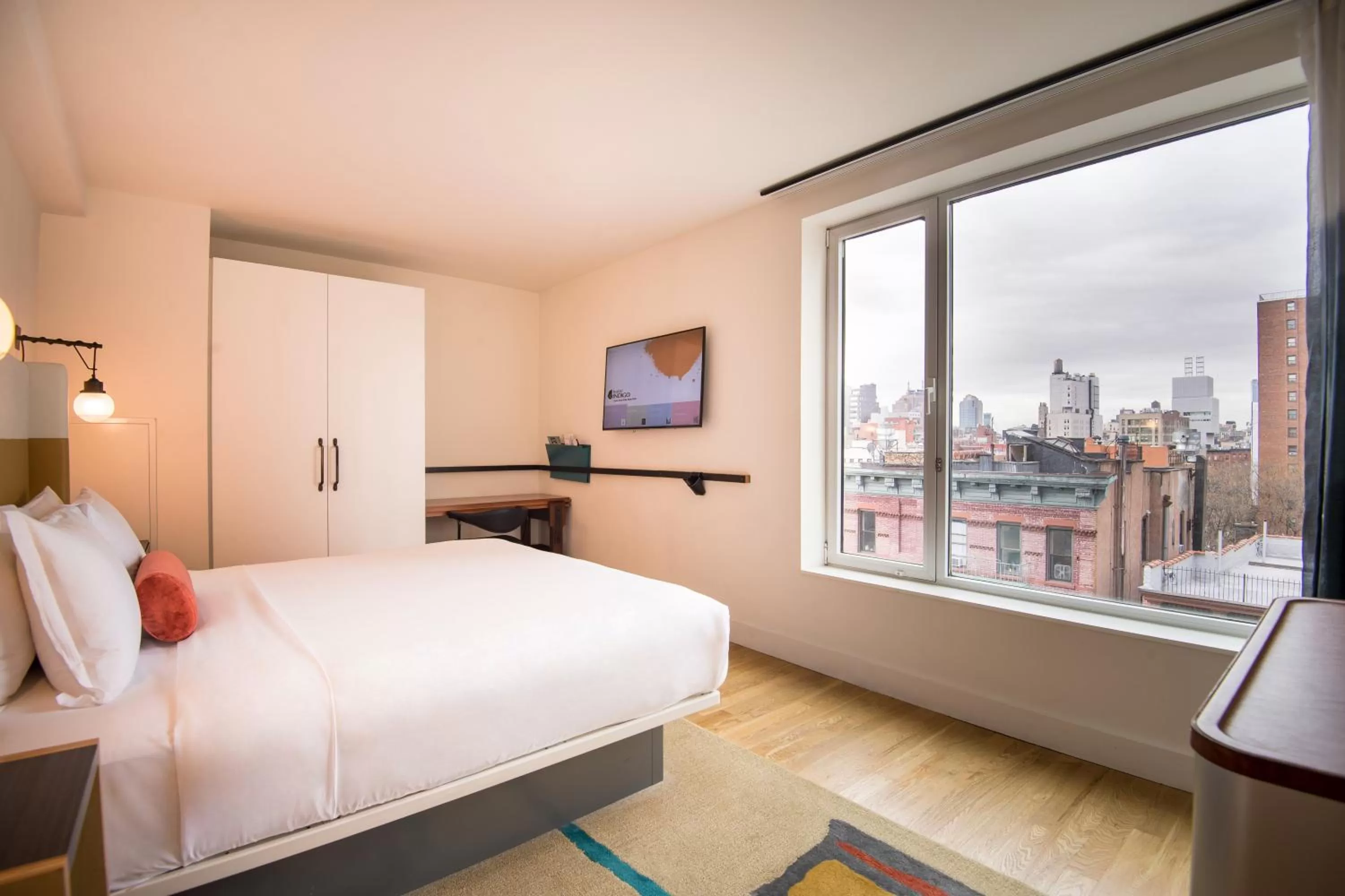 Photo of the whole room, Bed in Hotel Indigo Lower East Side New York by IHG