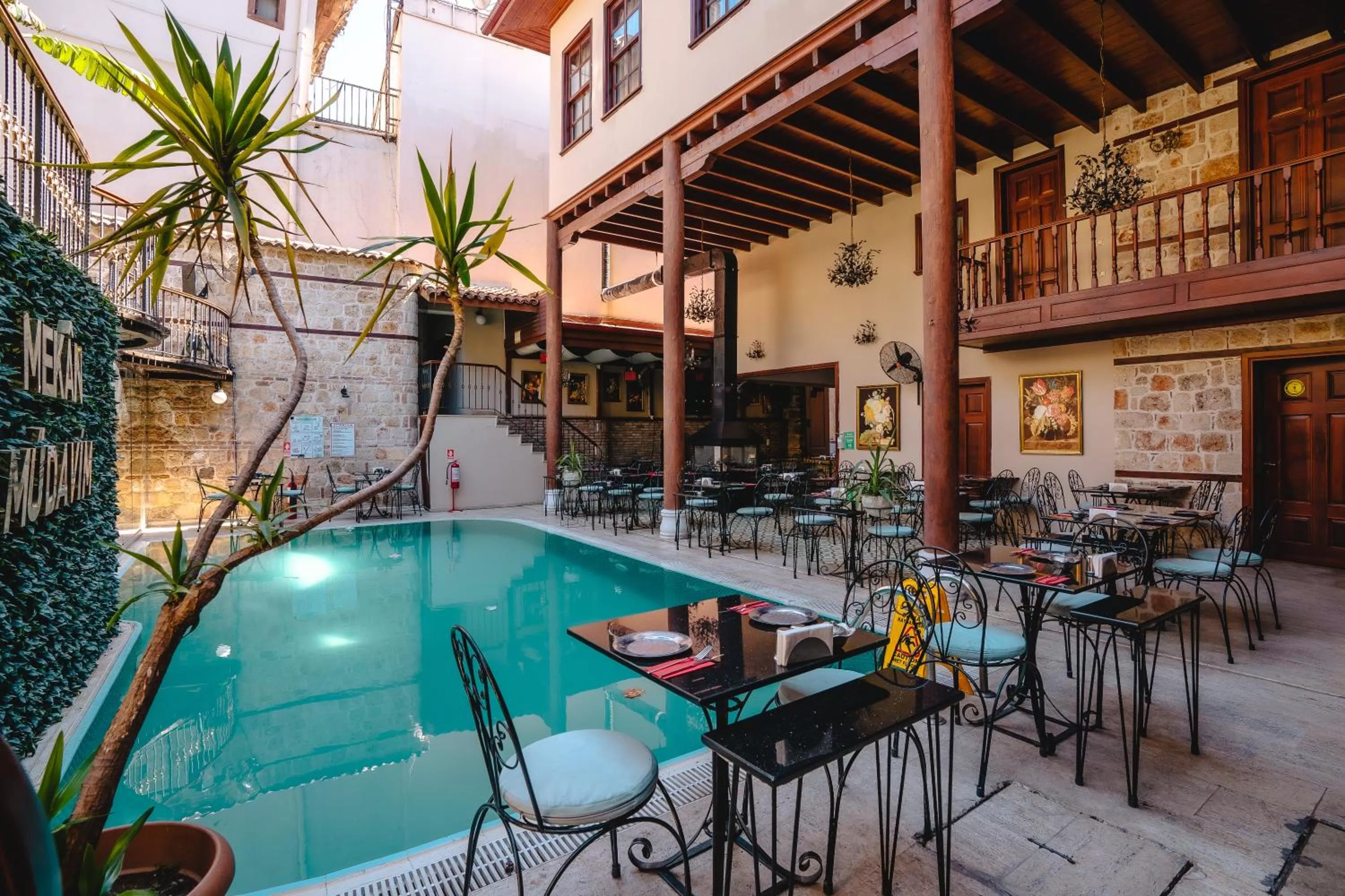 Nightclub / DJ in Mediterra Art Hotel Antalya