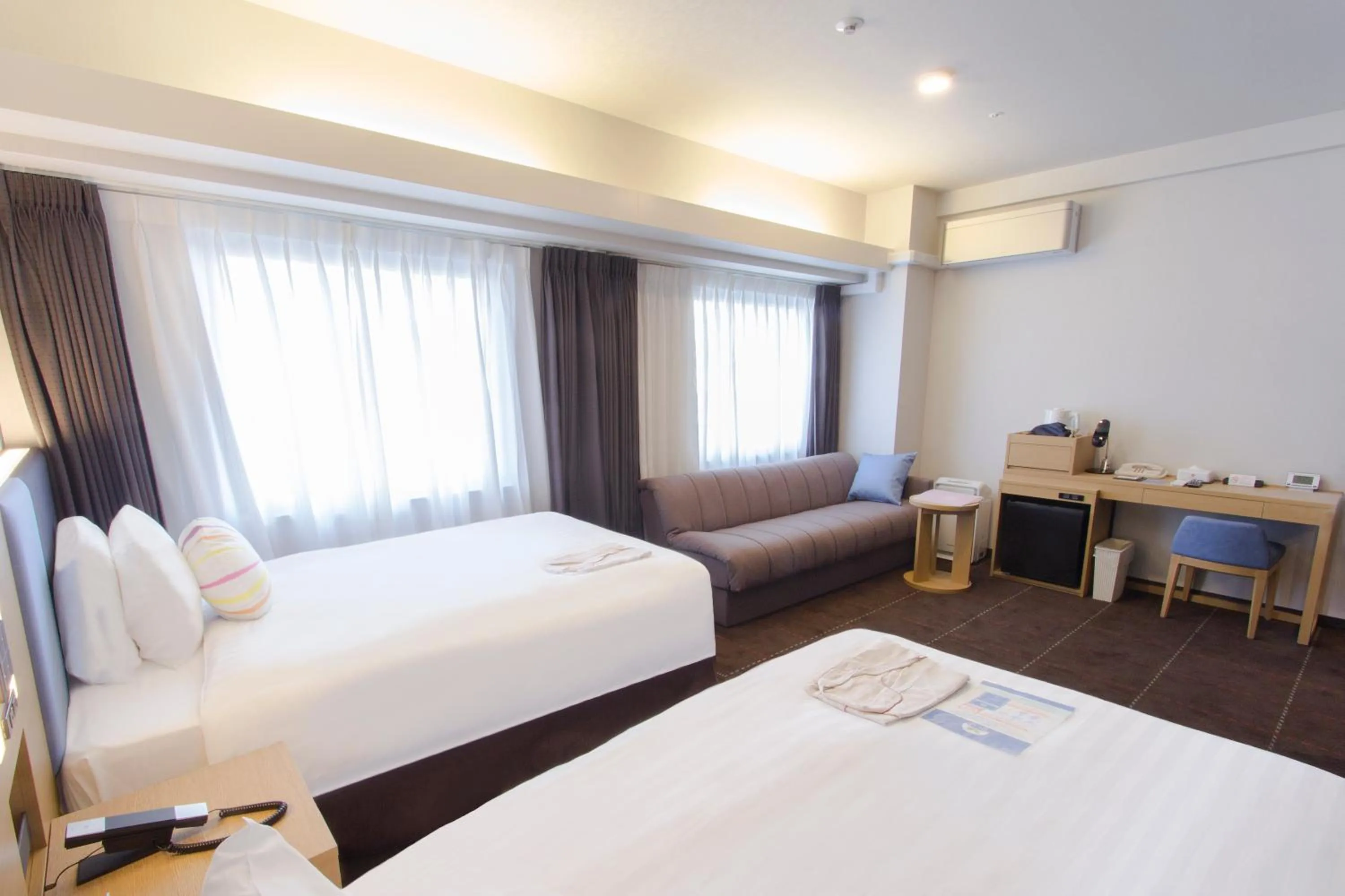 Photo of the whole room, Bed in Hearton Hotel Kyoto